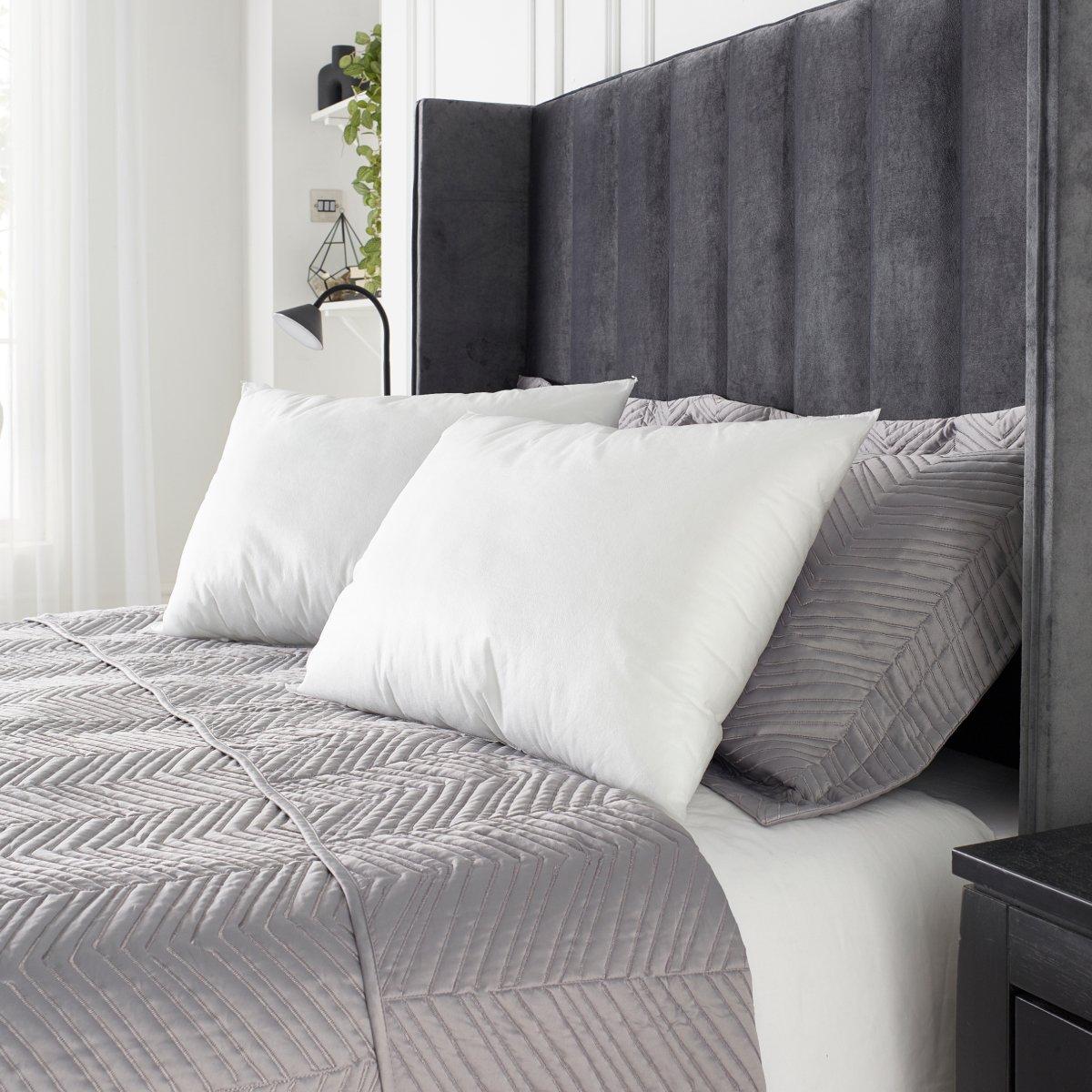 White - Downland - Downland Everyday Essential Pillow - 3