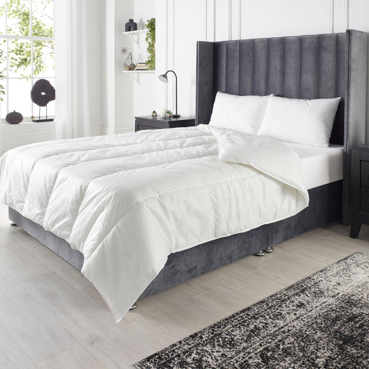 White - Downland - Downland Everyday Essential  4.5 tog Duvet - 2