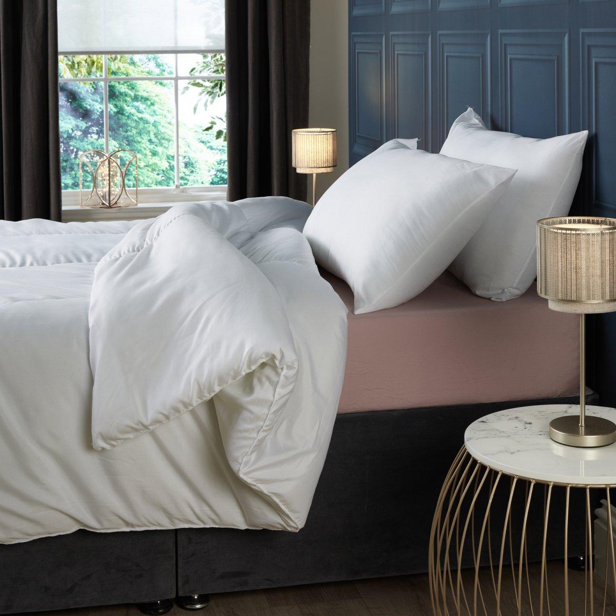 White - Downland - Anti-Bacterial 13.5 Tog Duvet - 5