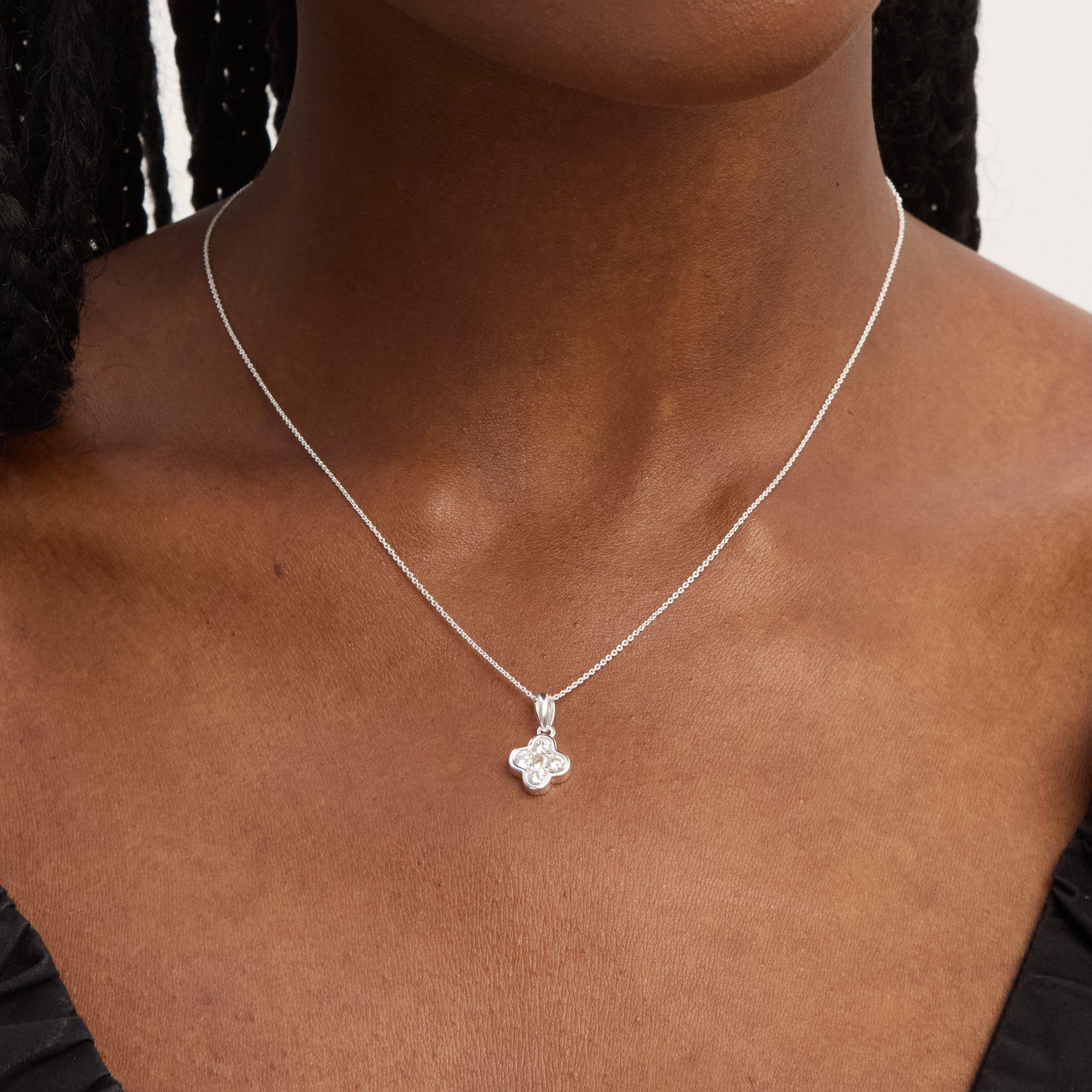 Silver - Simply Silver - Sterling Silver 925 CZ Clover Pendant - Gift Pouch - 2