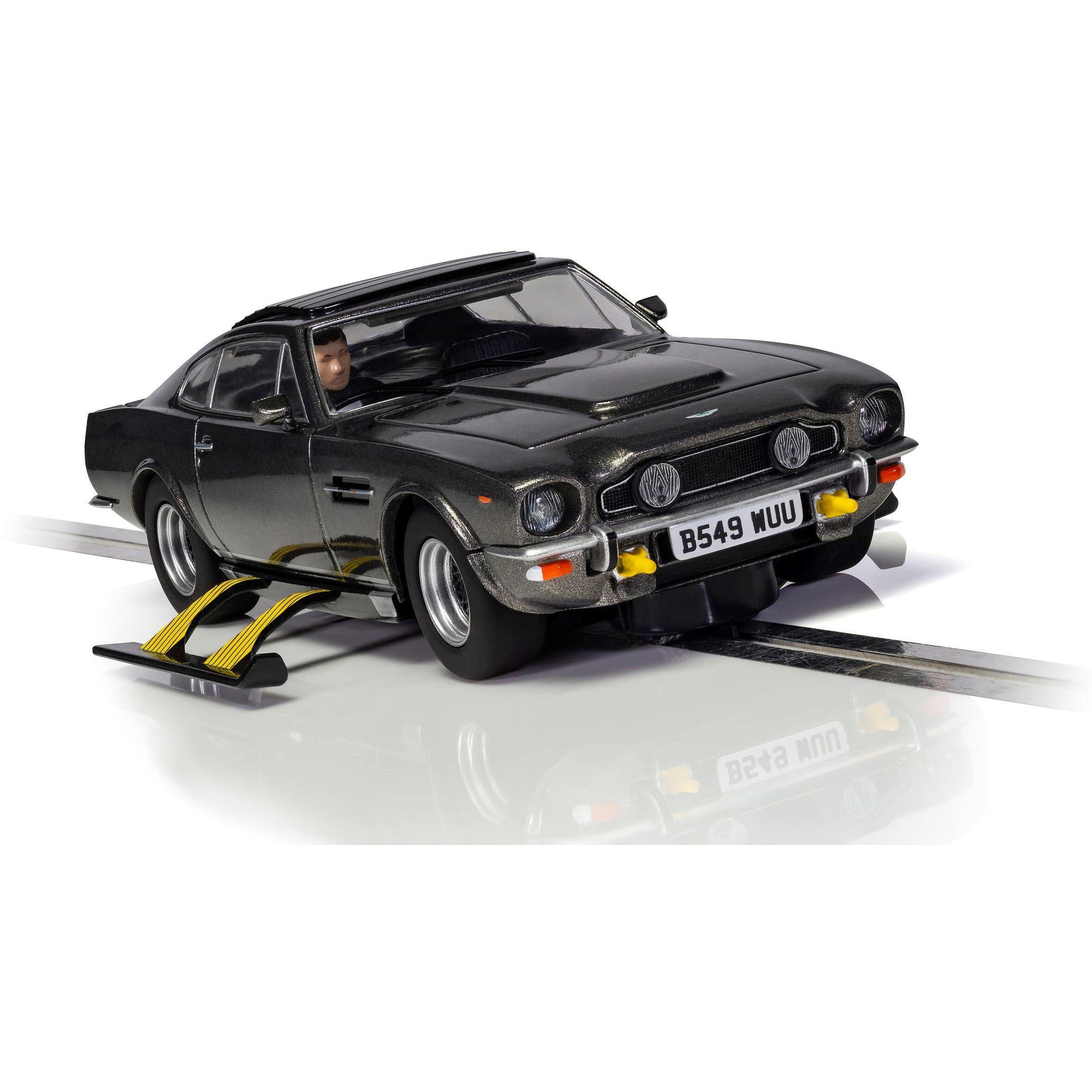 Merchandise - Scalextric - James Bond Aston Martin V8 - 4