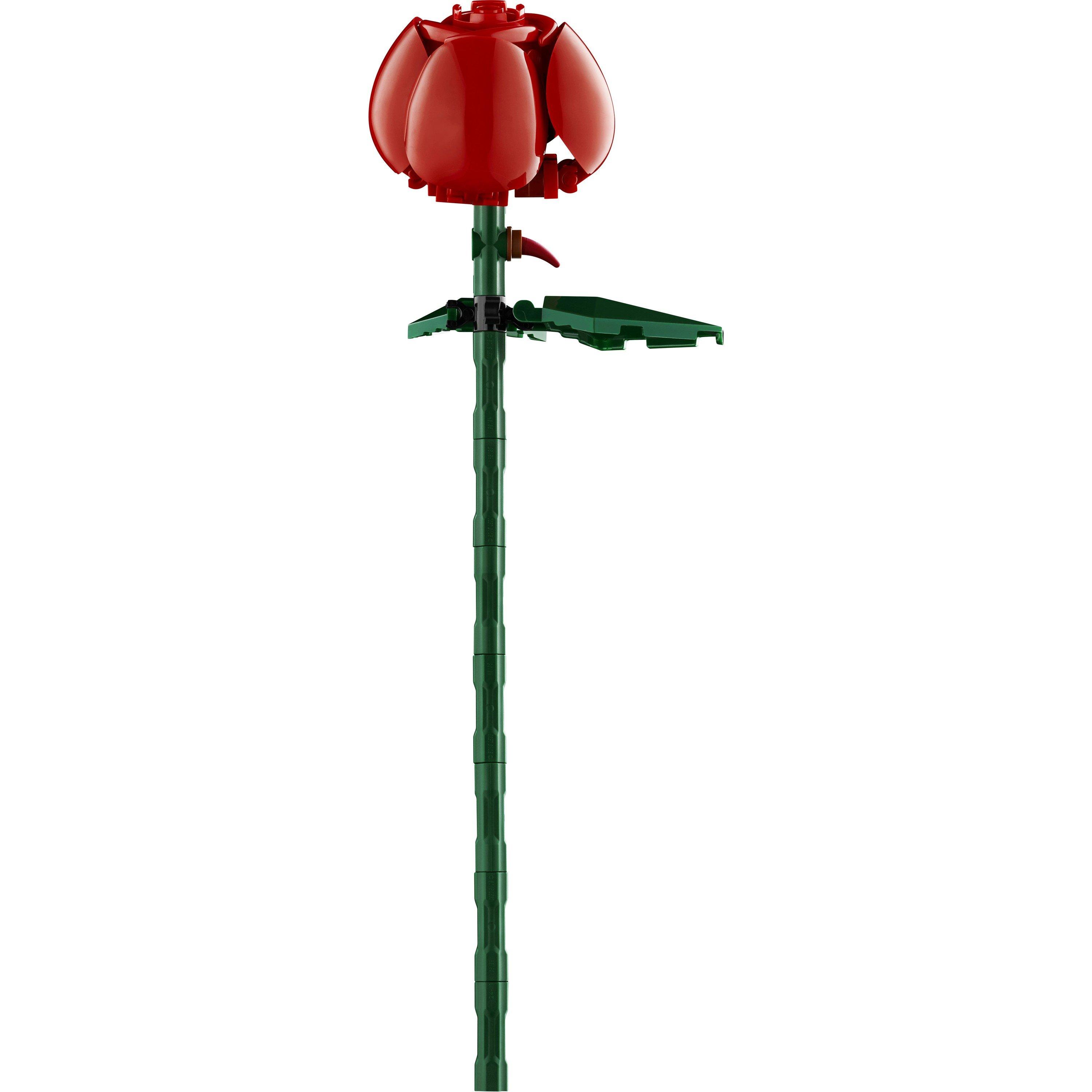 Red and White - LEGO - Botanical Collection 10328 Bouquet Of Roses - 16