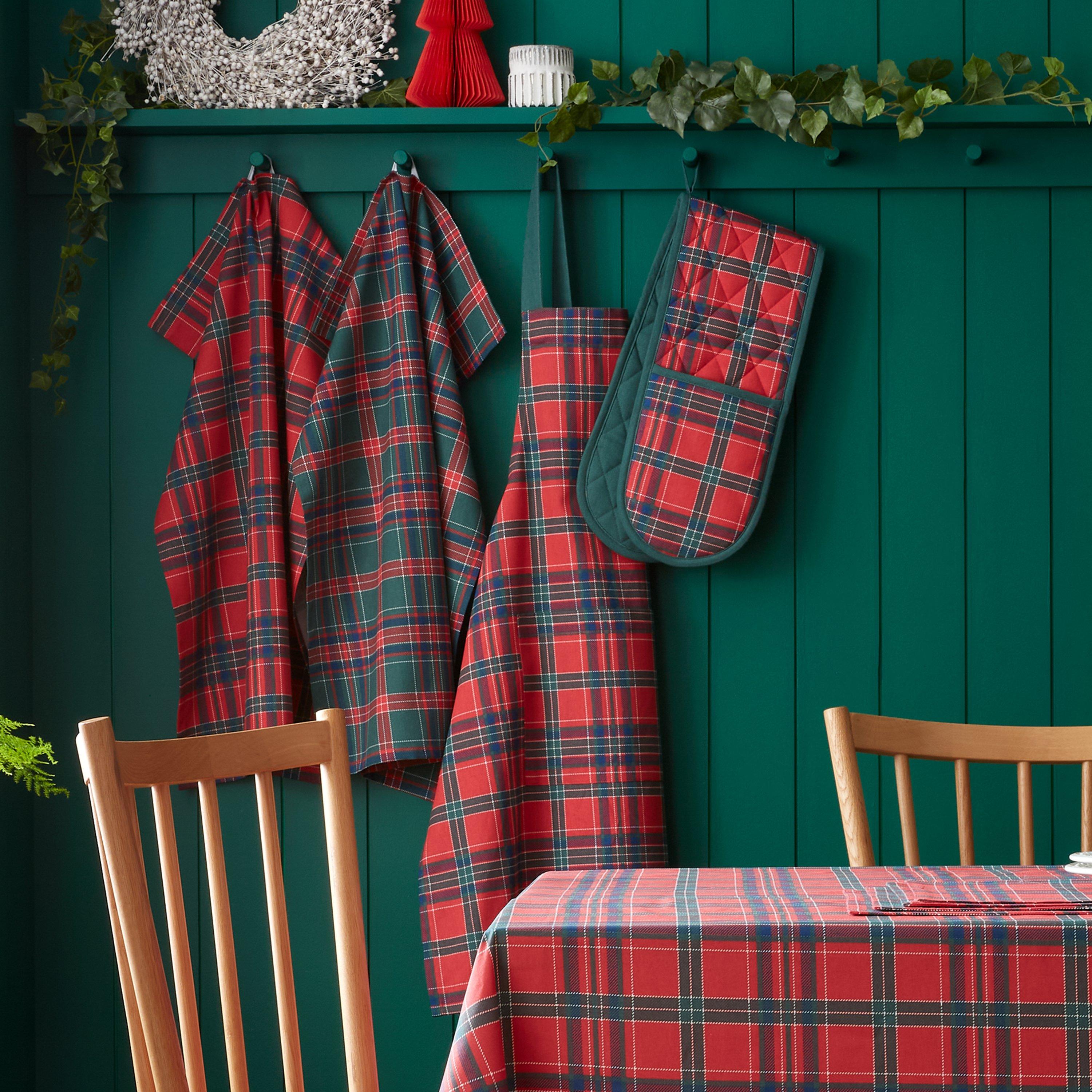 Red / Green - Catherine Lansfield - Christmas Tartan Check Cotton Kitchen Adult Apron - 2
