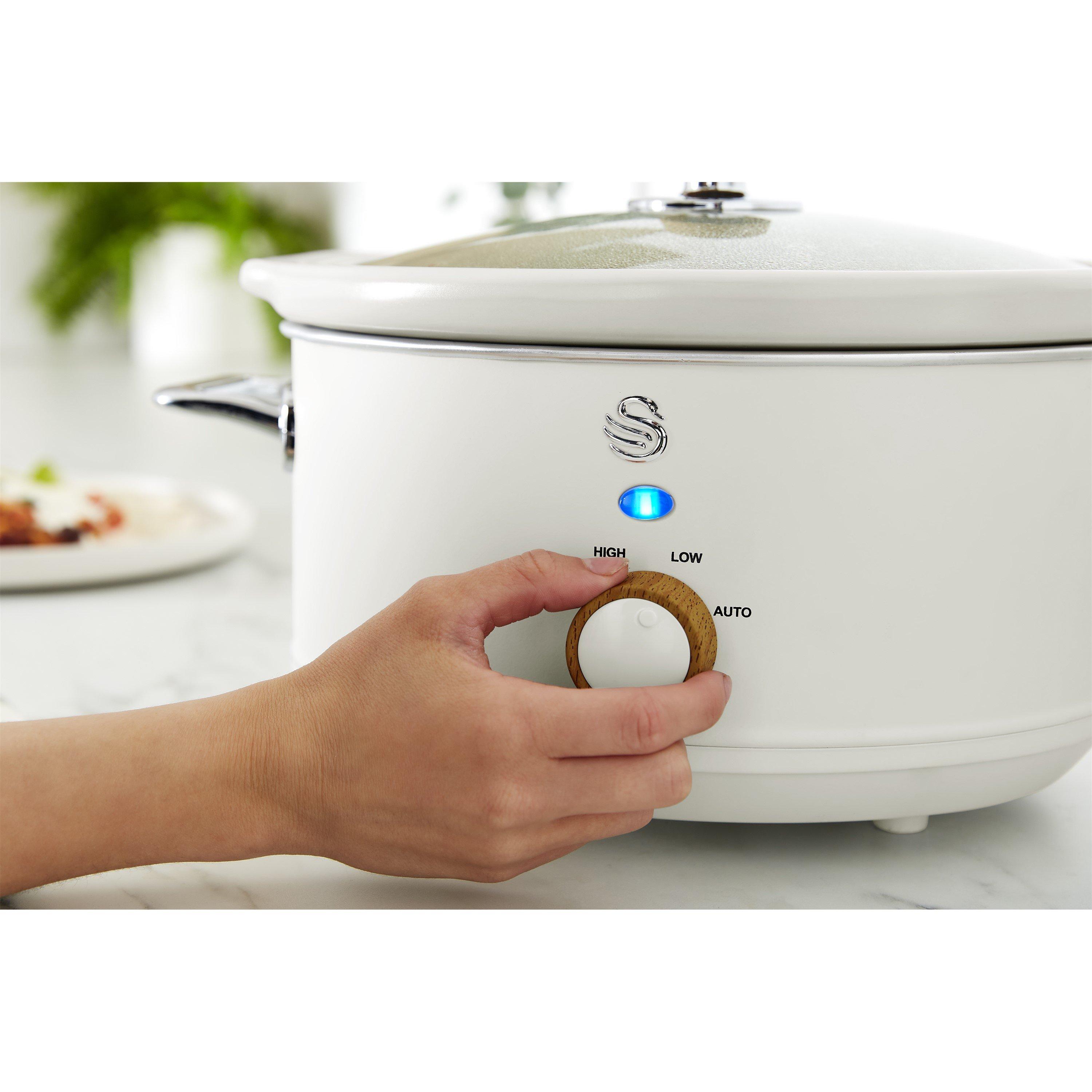 White - Swan - Nordic Manual Slow Cooker 3.5L Removable Pot White - 3