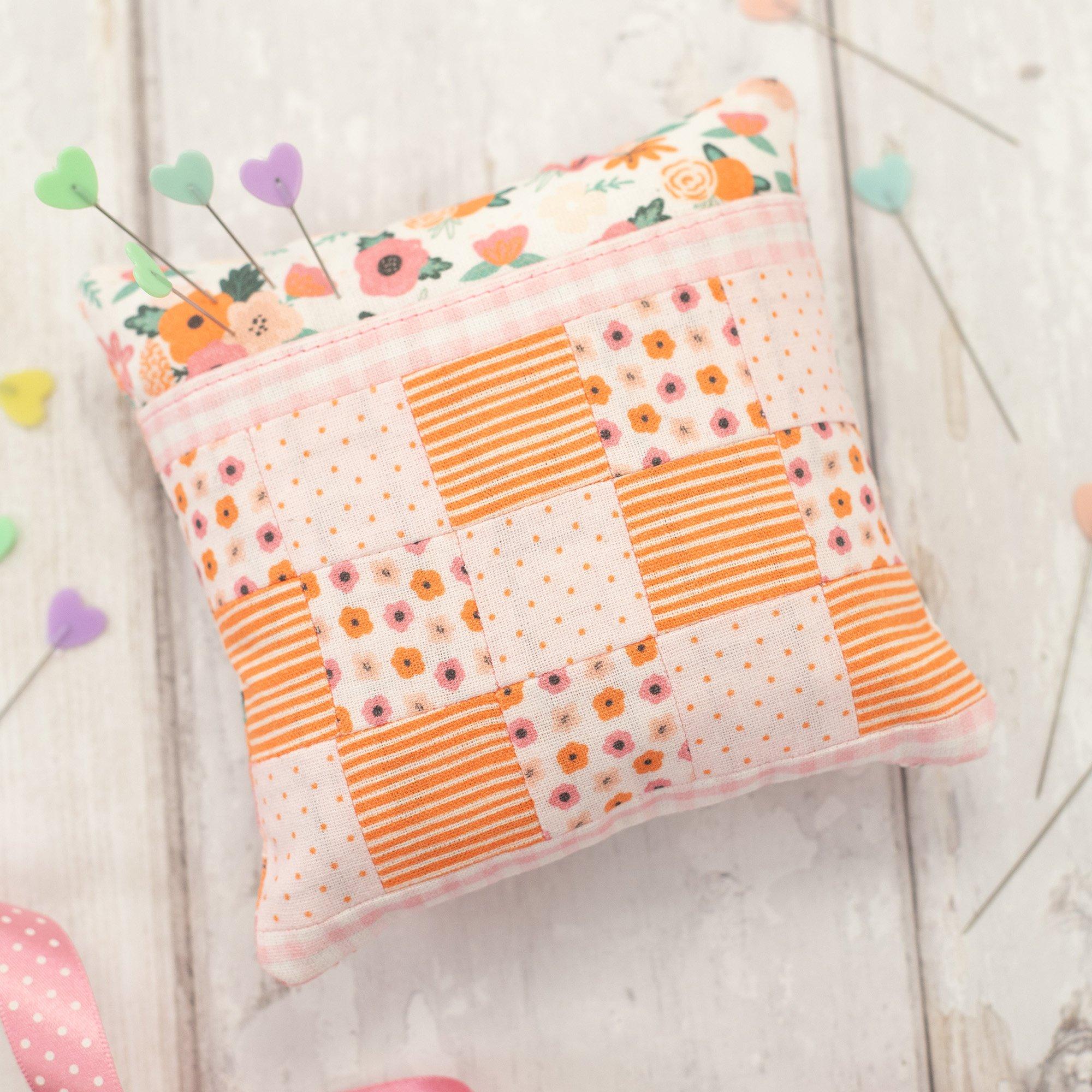 Multi - Crafters Companion - Threaders Make-It Pin Cushion Kit - 2