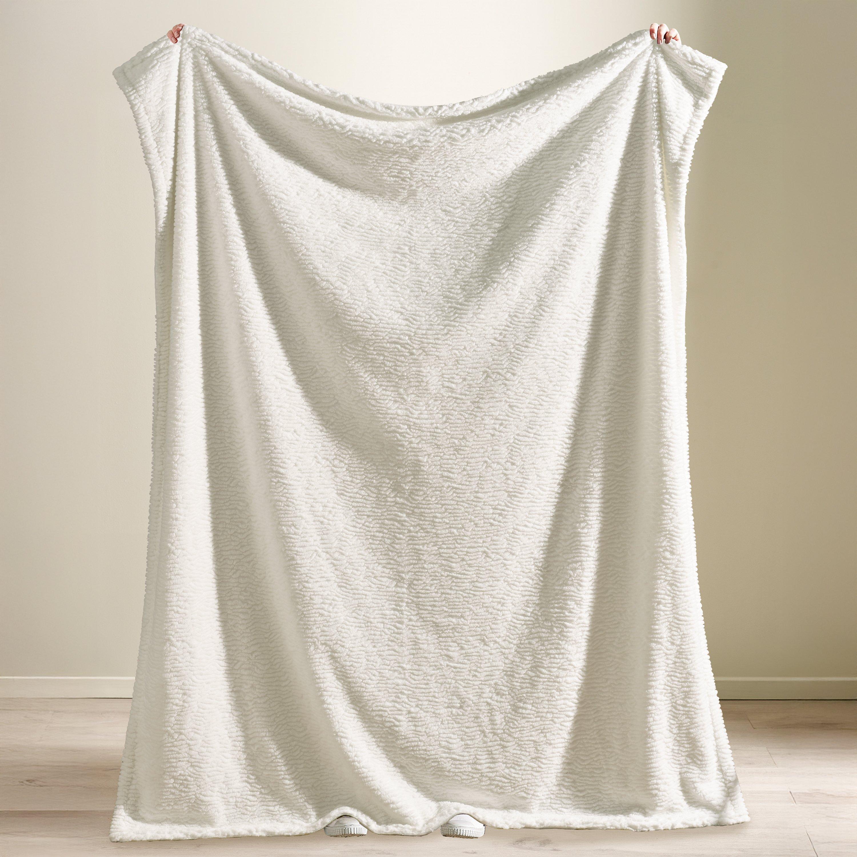 Cream - Catherine Lansfield - Textu Wave Faux Fur Blanket Throw - 2