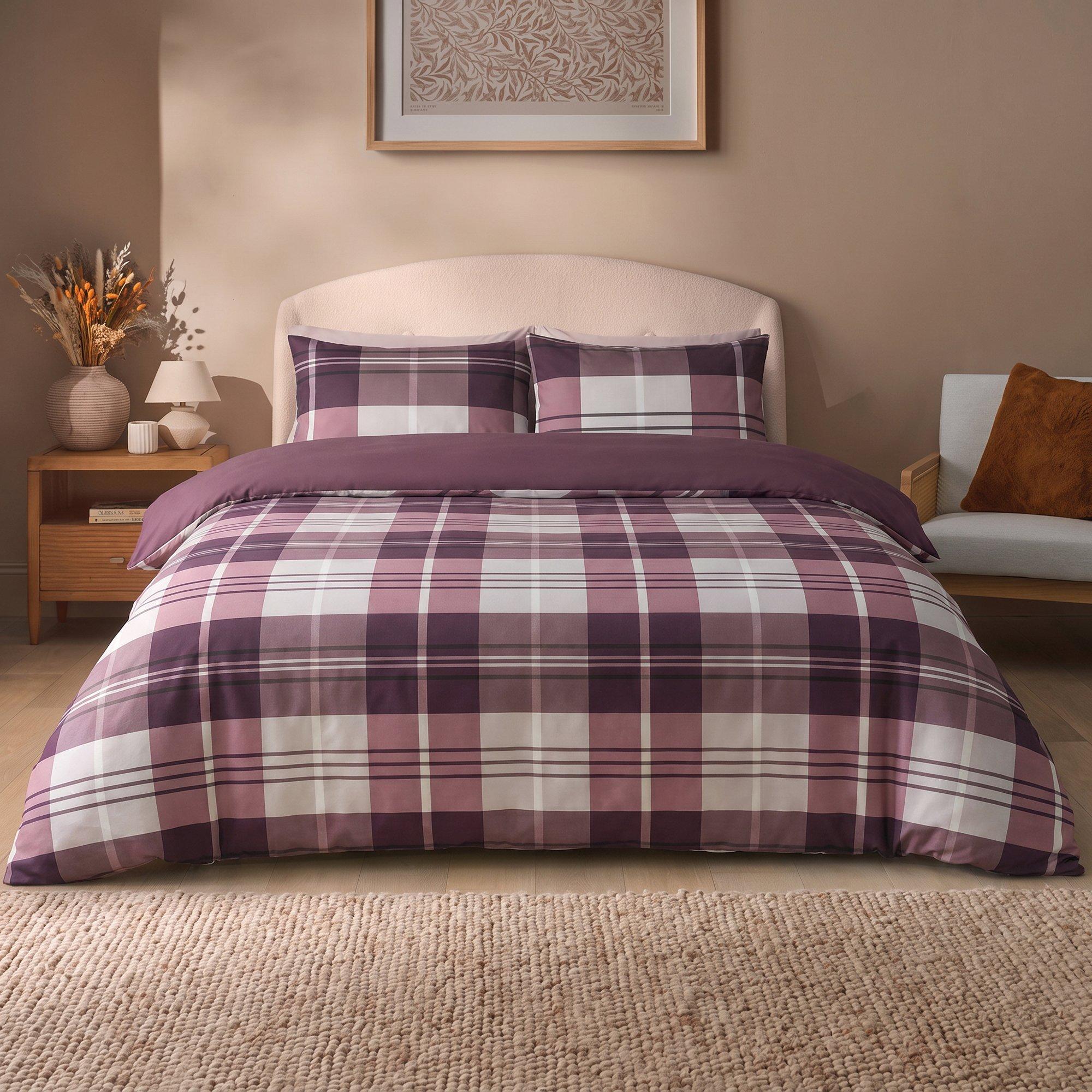 Berry - Silentnight - Coverless Duvet Printed Check 10.5 Tog - 1