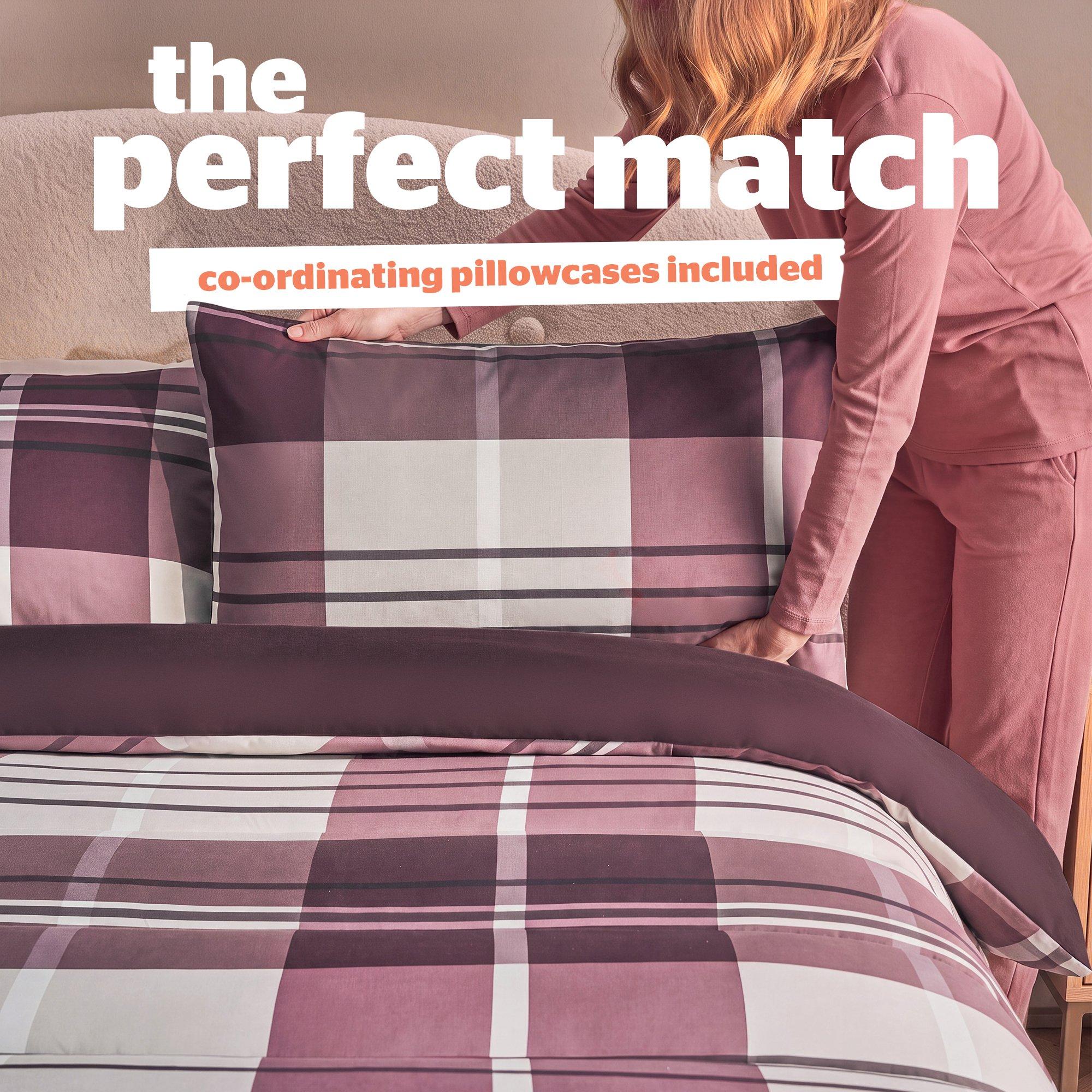 Berry - Silentnight - Coverless Duvet Printed Check 10.5 Tog - 7