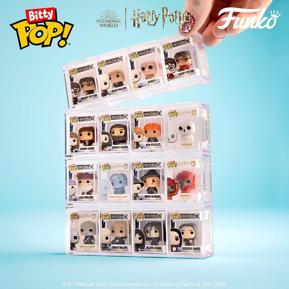 Multi Format An - FUNKO - Bitty POP: HP- Harry in robe w/scarf 4PK - 5