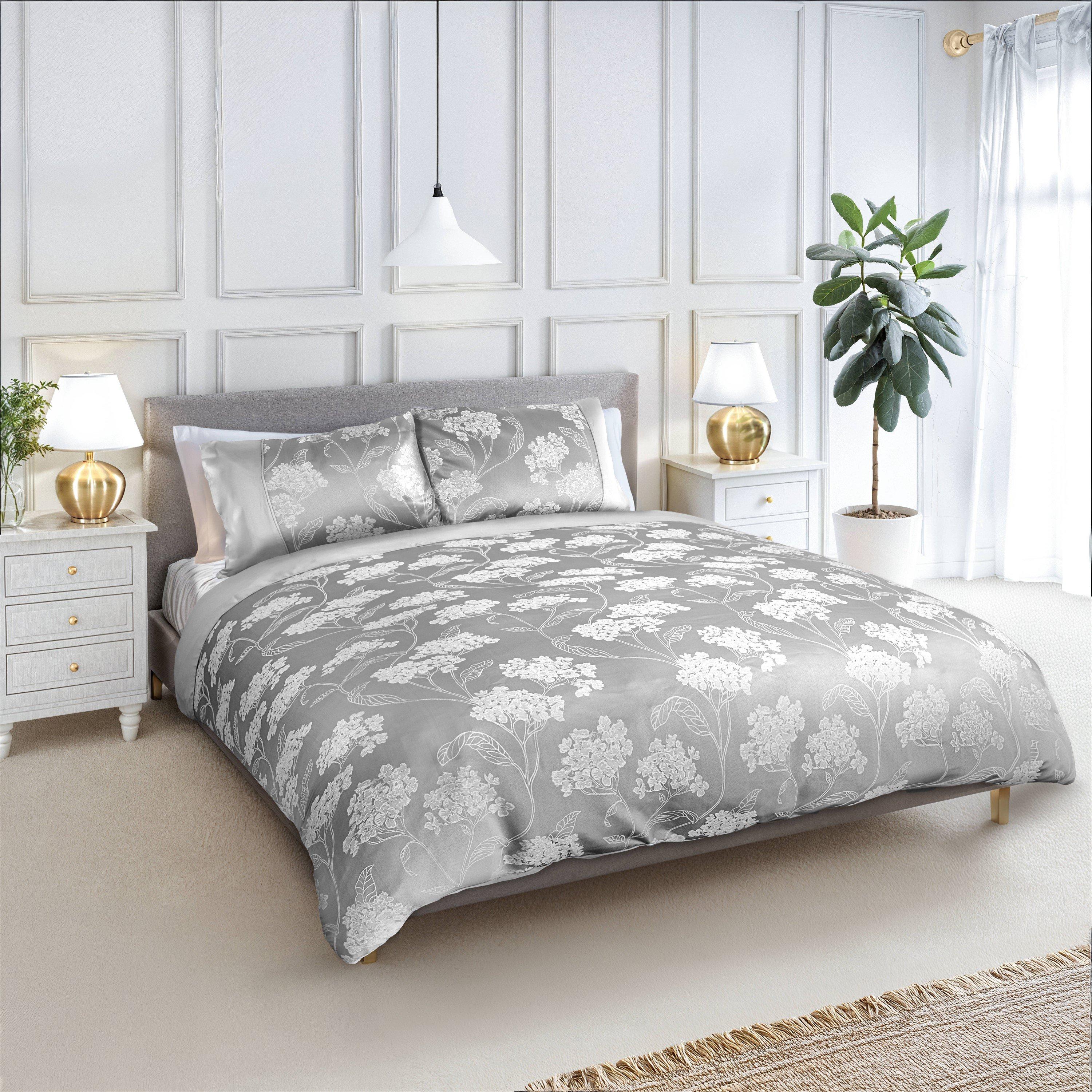 Emma Barclay Duvet Set Embellished Jacquard Blossom