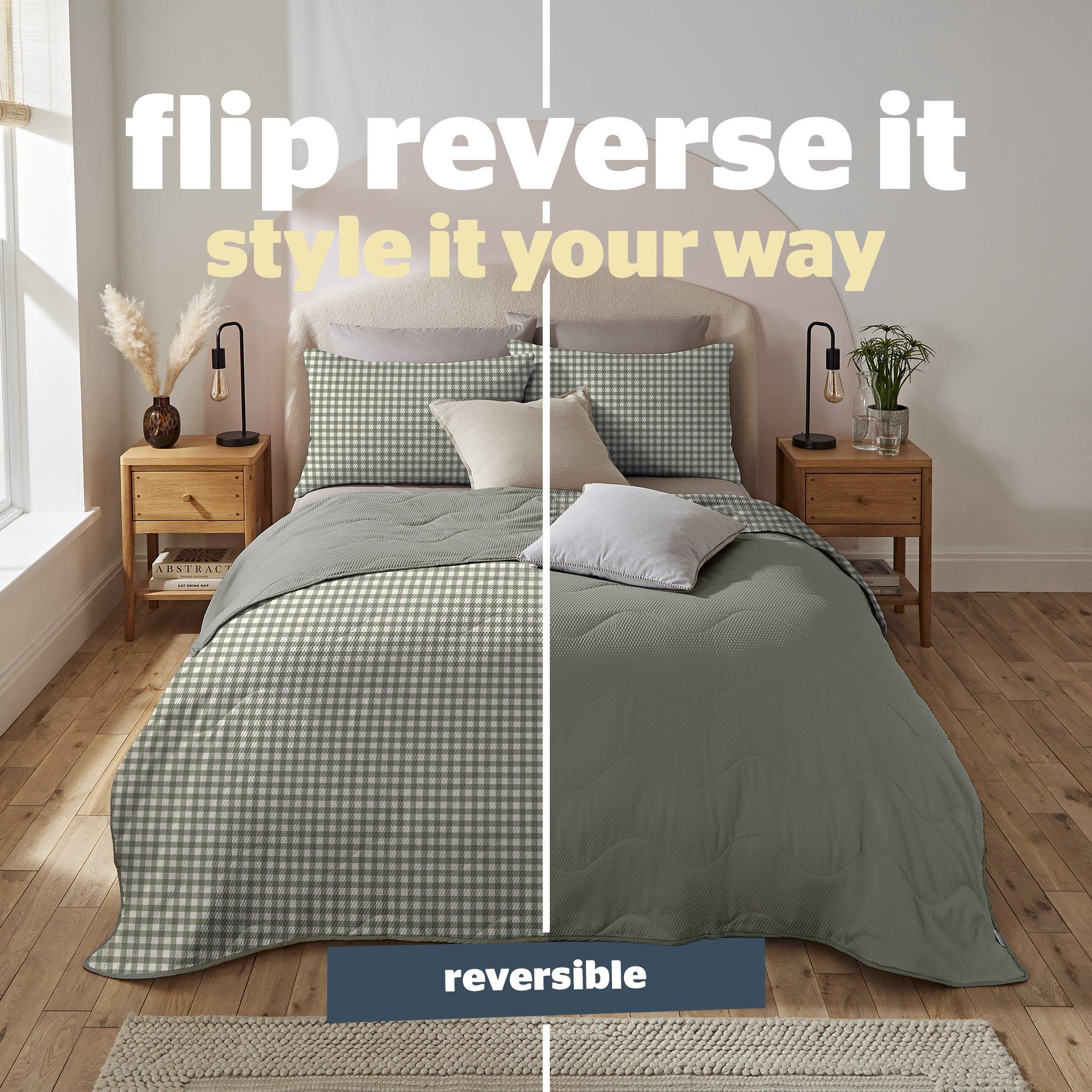 Sage Gingham - Silentnight - Summer Breeze Seersucker Coverless Duvet 2.5 Tog - 6