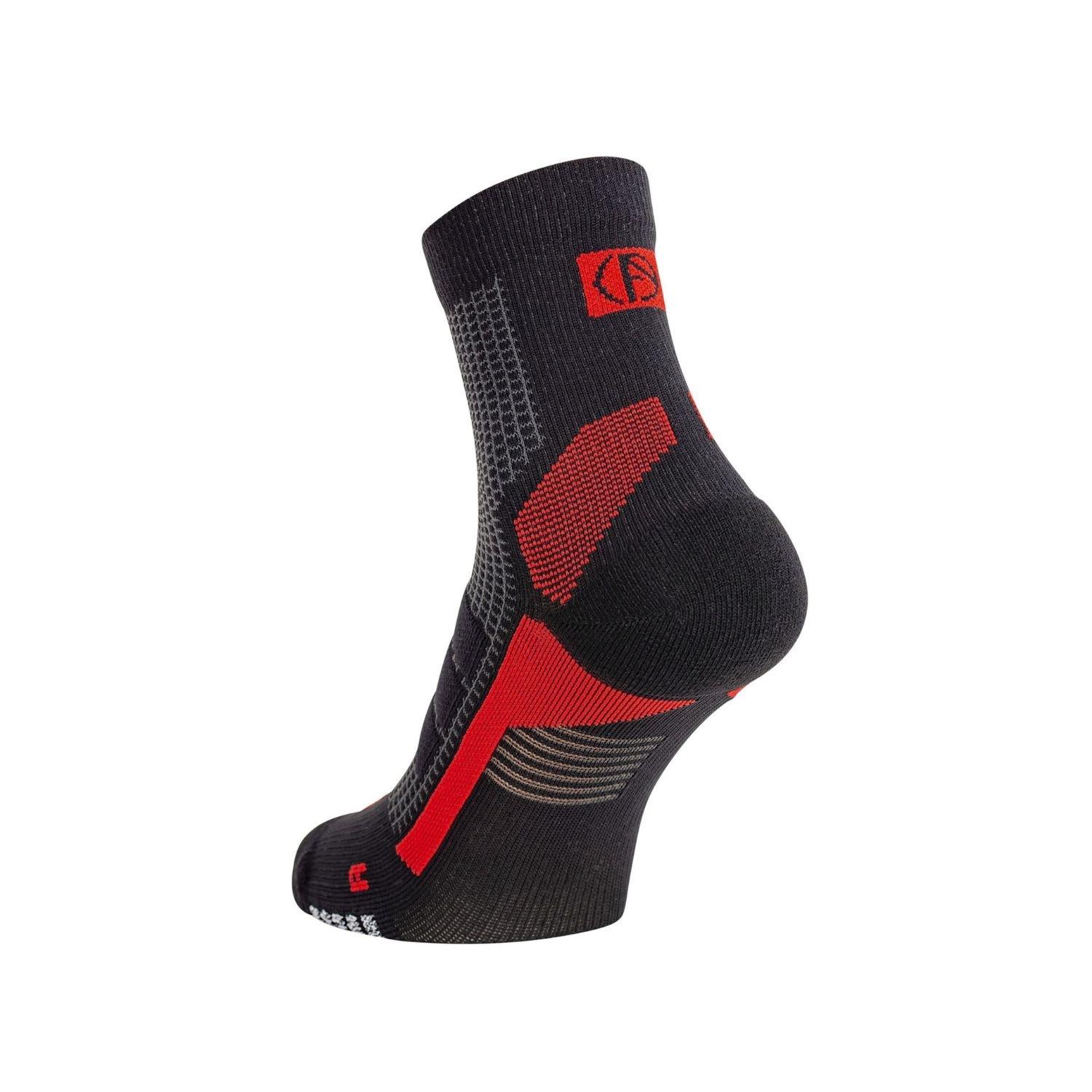 Neutral - Absolute 360 - Performance Running Socks: Quarter - Black/Red - 3