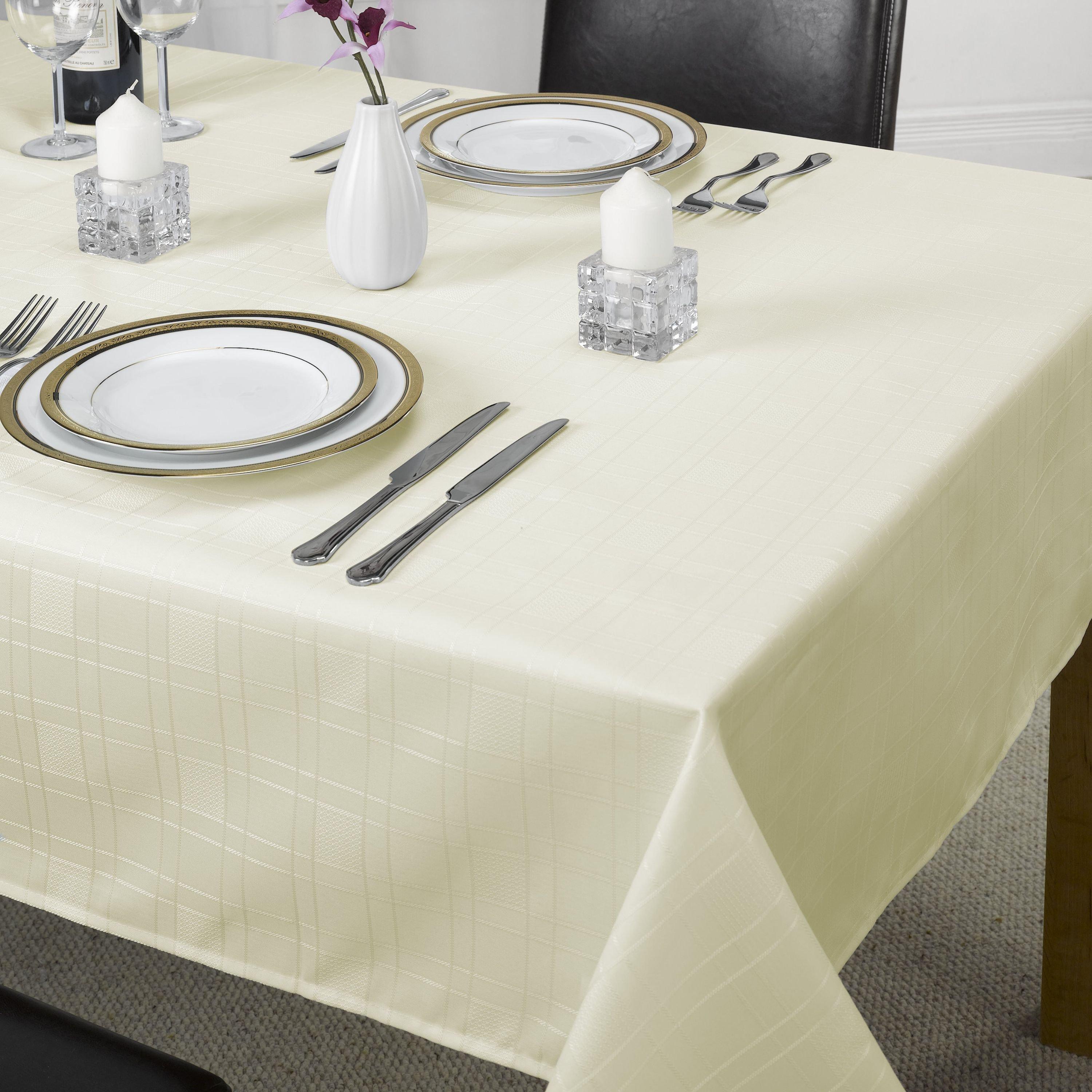 Jacquard Tablecloth Soft Polyester Chequers