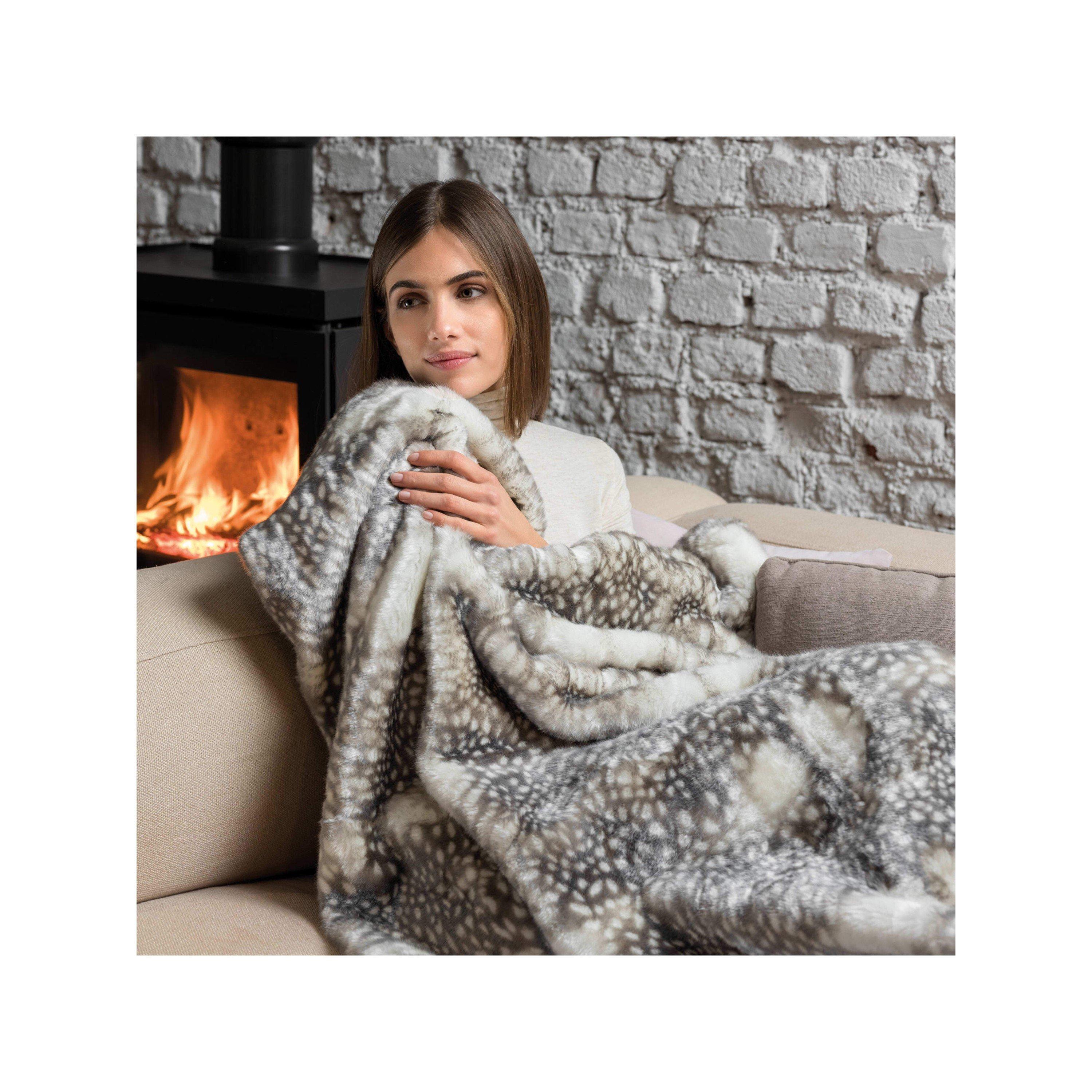 Fallow Deer - Dreamland - Dreamland IntelliHeat Faux Fur Heated Blanket Fall