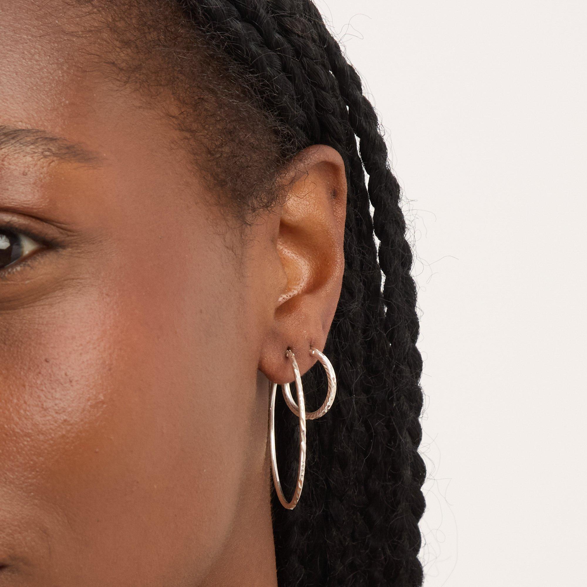 Silver - Simply Silver - Sterling Silver 925 Diamond Cut Sleeper Hoops - 3