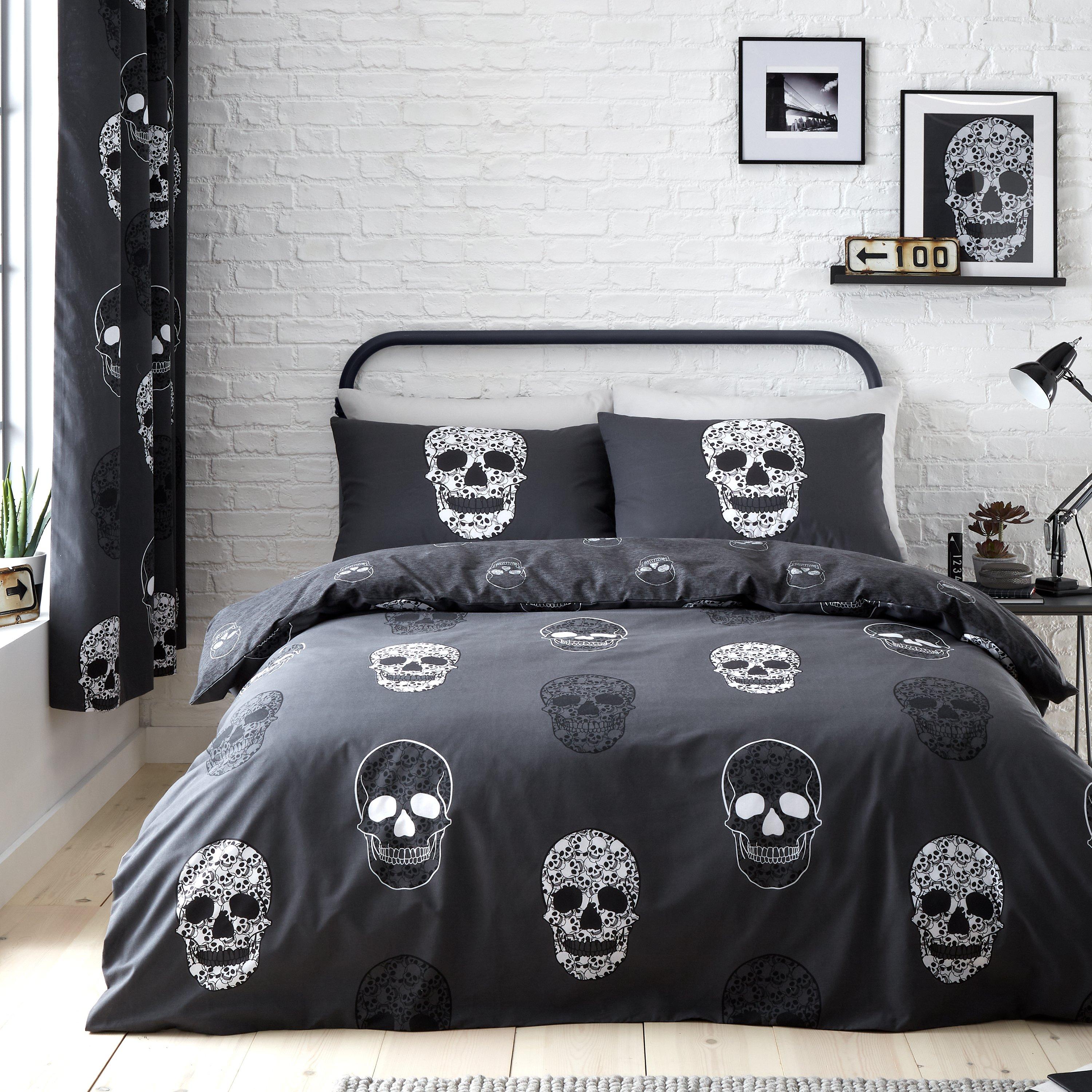 Grey - Catherine Lansfield - Skulls Reversible Duvet Cover Set - 1