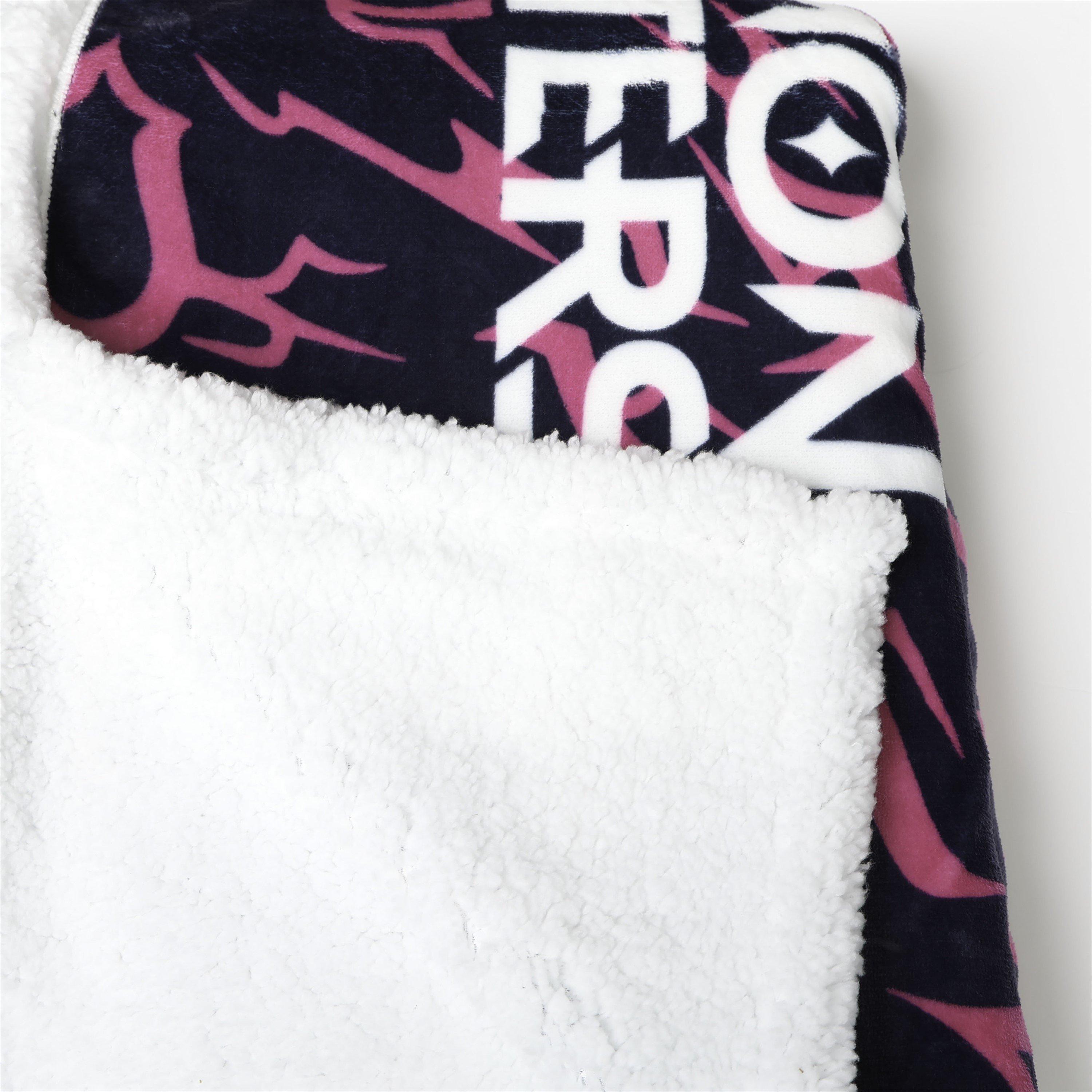 Pink - K Pop Demon Hunters - Kpop Demon Hunters Pink Sherpa Back Fleece Blanket - 7