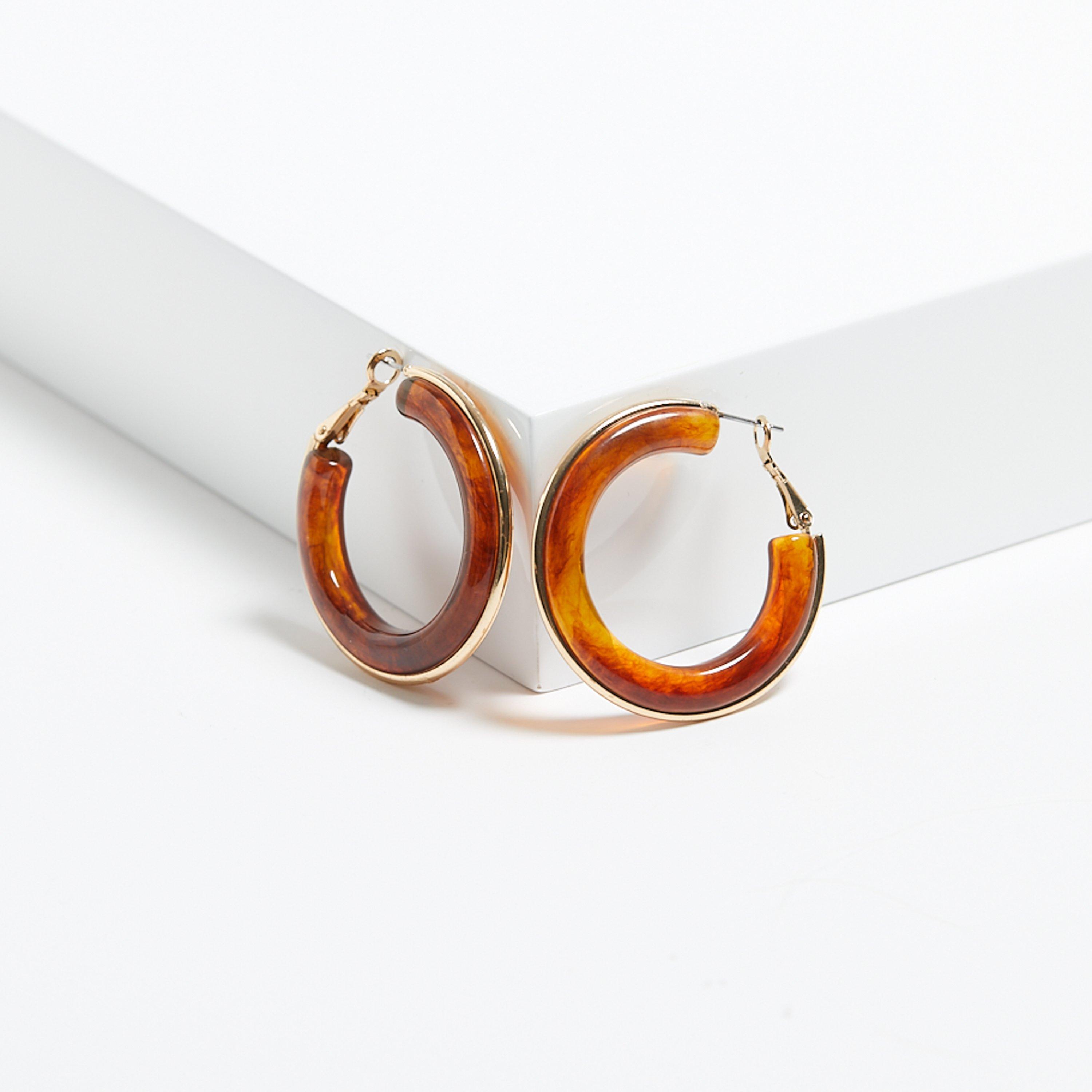 Gold - Mood - Gold Tort Resin And Polished Large Hoops - 2