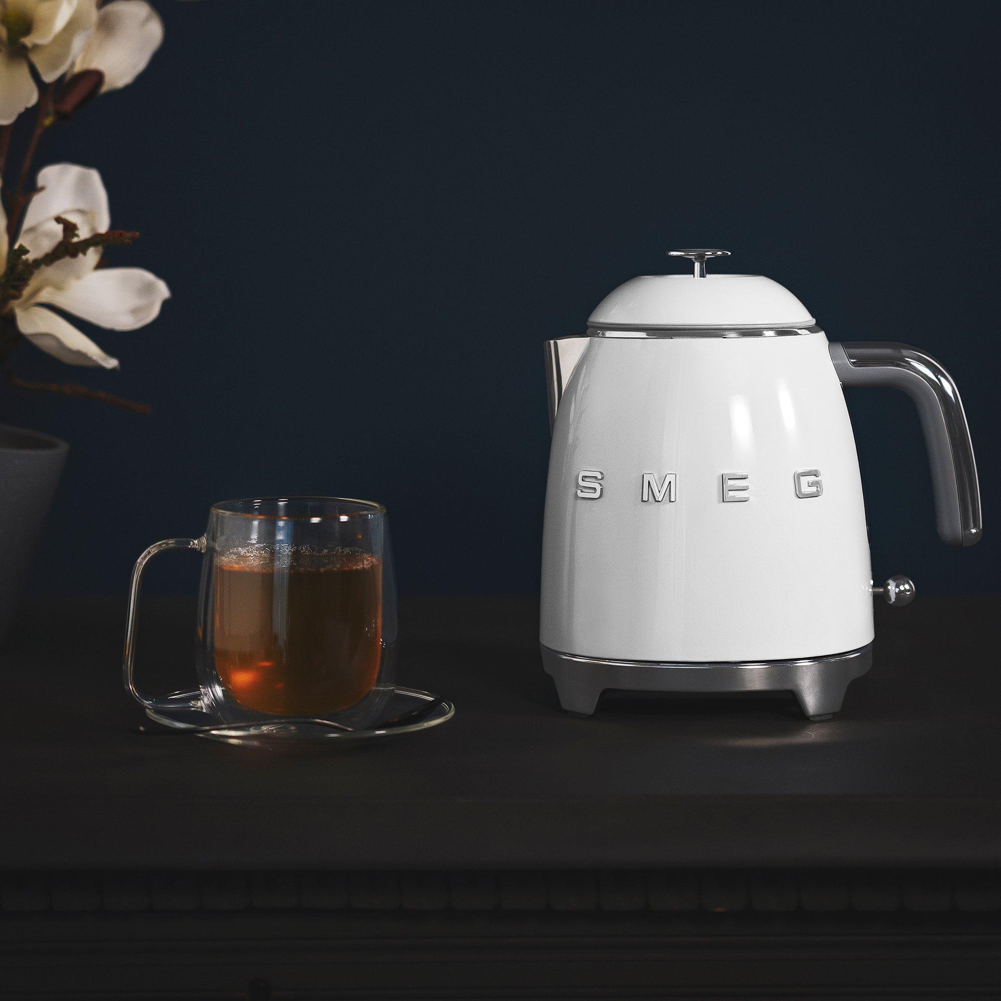 White - Smeg - 50s Style Mini Kettle 0.8L - 10