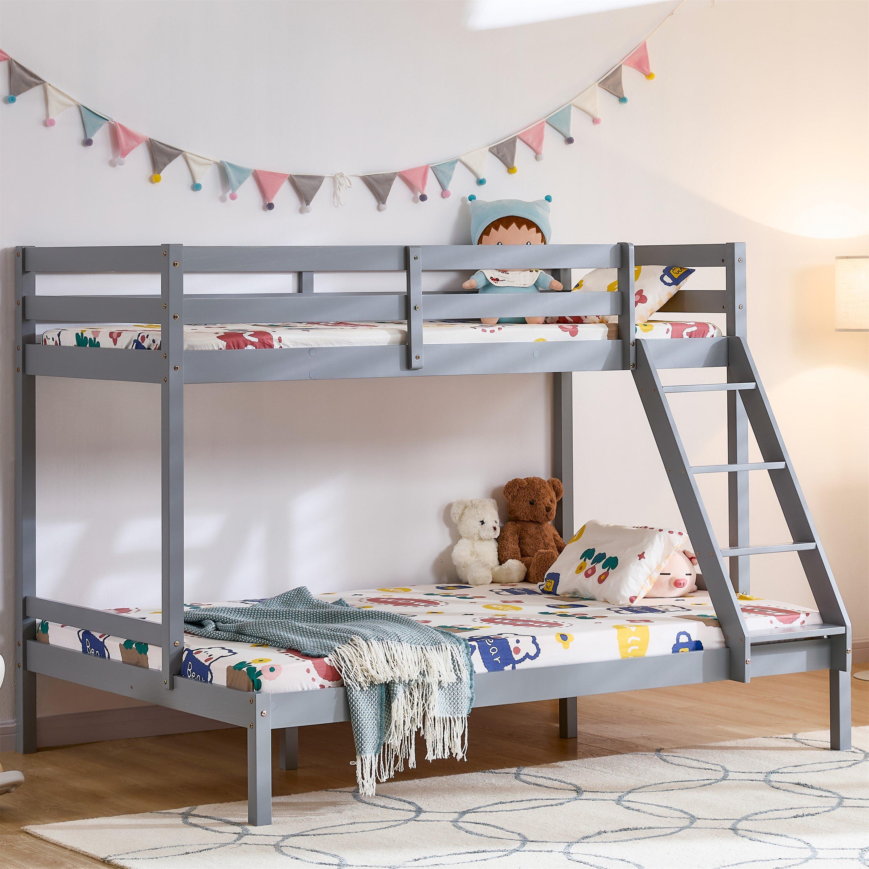 Syndey Kids Triple Sleeper Bunk Bed & Mattress Set