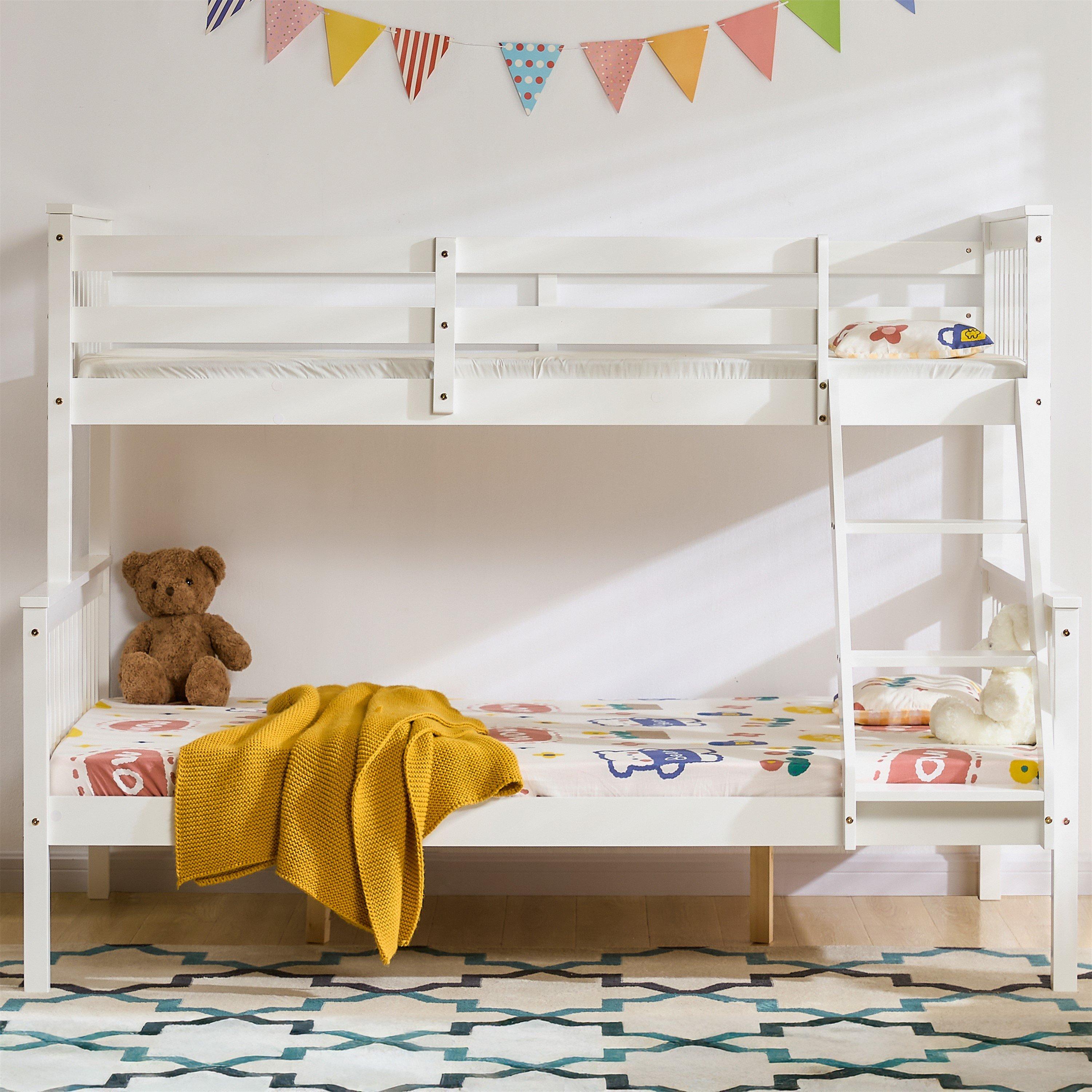 White - Lassic - Milan Kids Triple Sleeper Bunk Bed & Mattress Set - 3