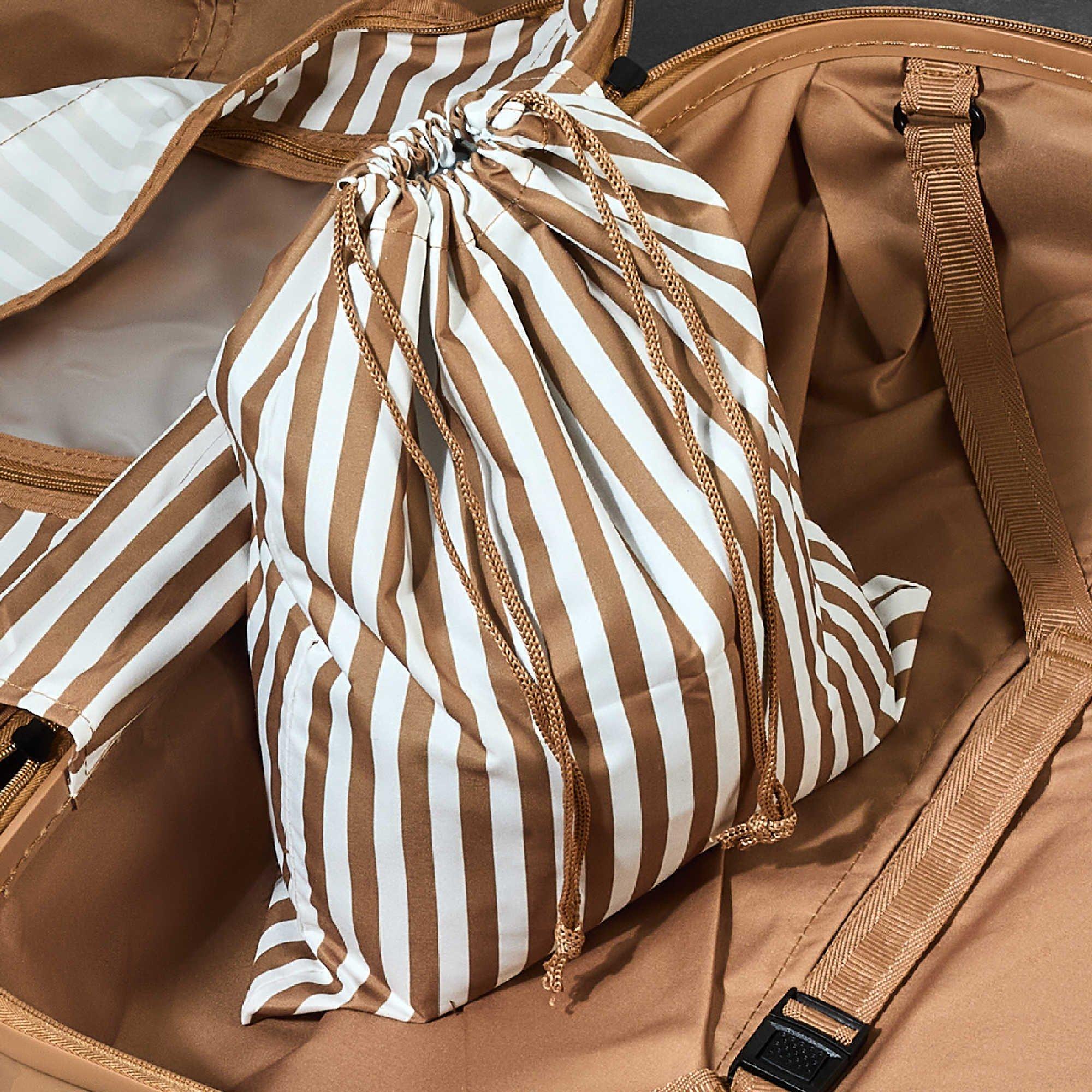 Chocolate - Rock - Rock Gelato Suitcase Chocolate - 4