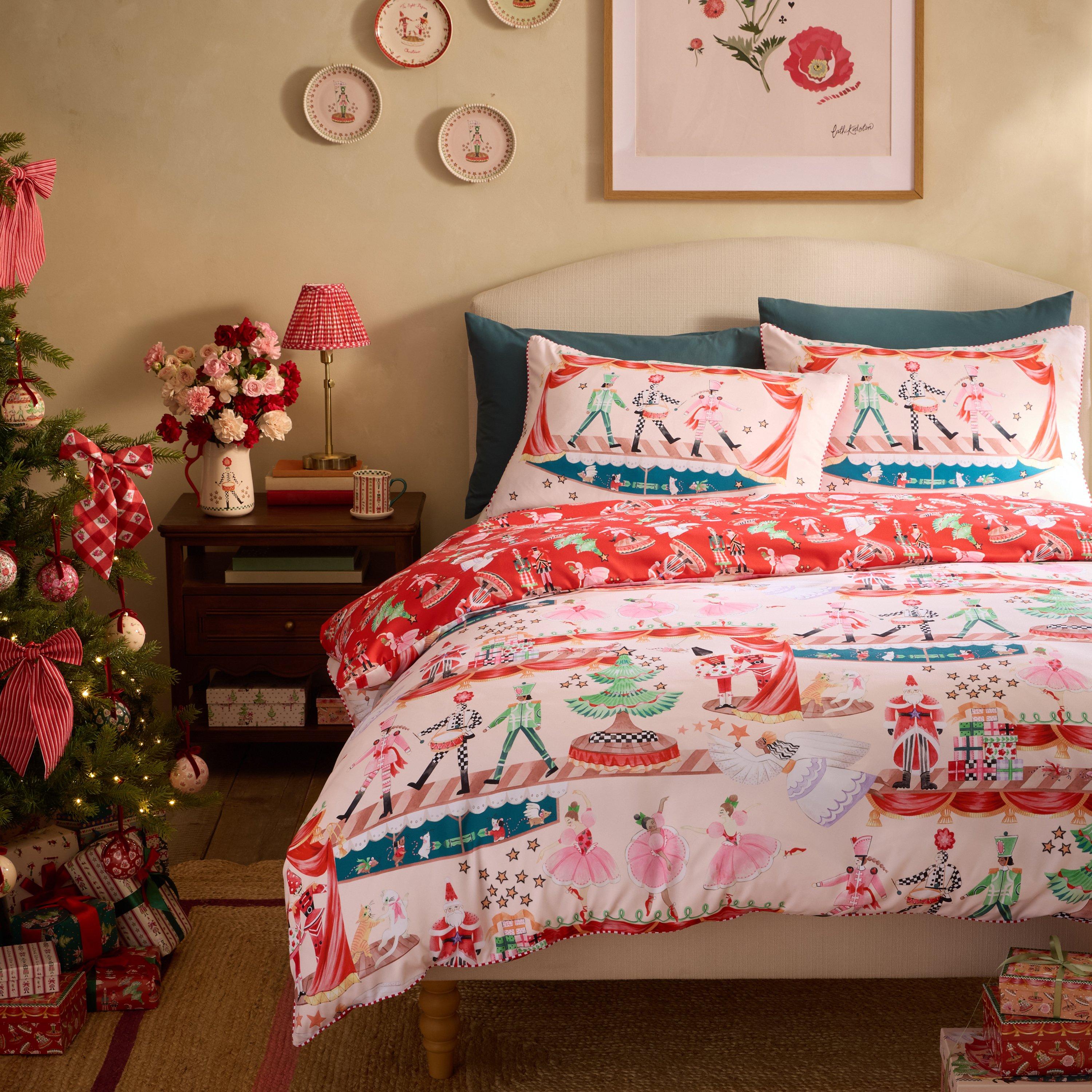 Red / Natural - Cath Kidston - Christmas Nutcracker Scene Duvet Cover Set - 1