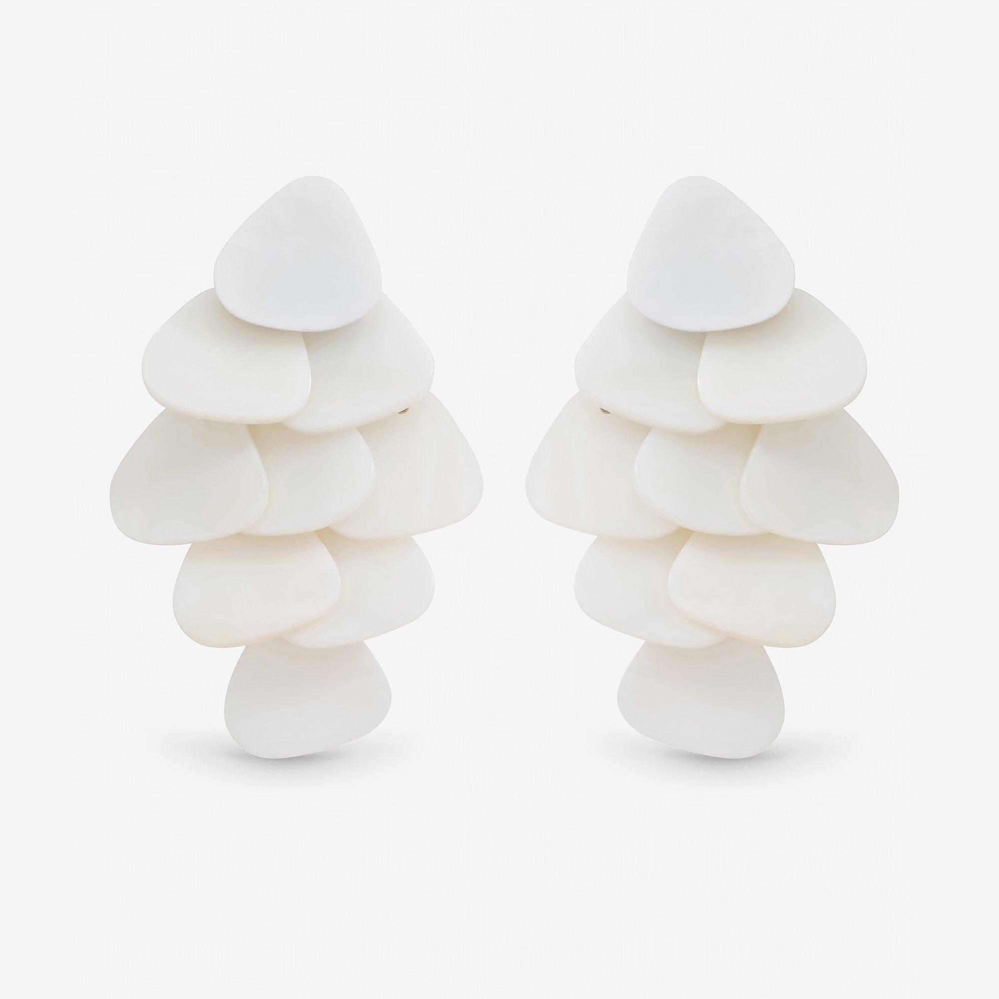 Gold - Mood - Statement Shell Droplet Earrings - 1