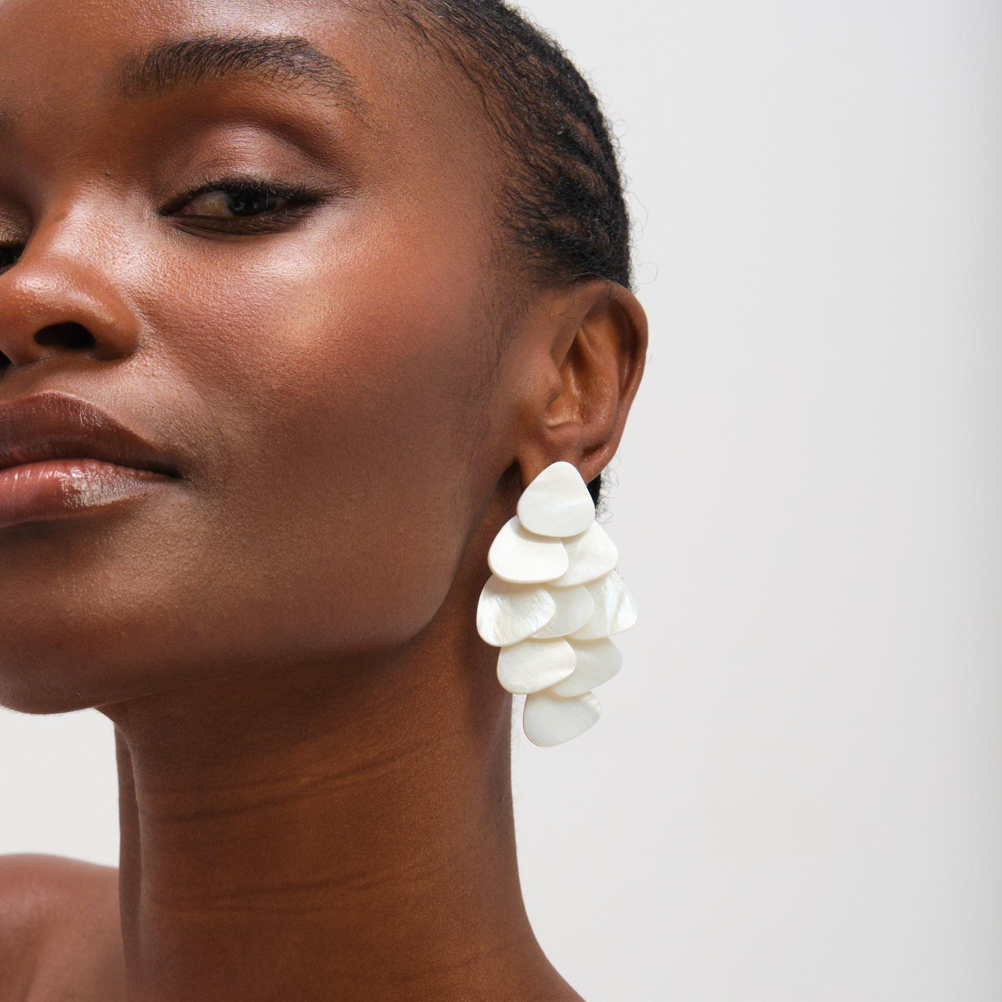 Gold - Mood - Statement Shell Droplet Earrings - 3