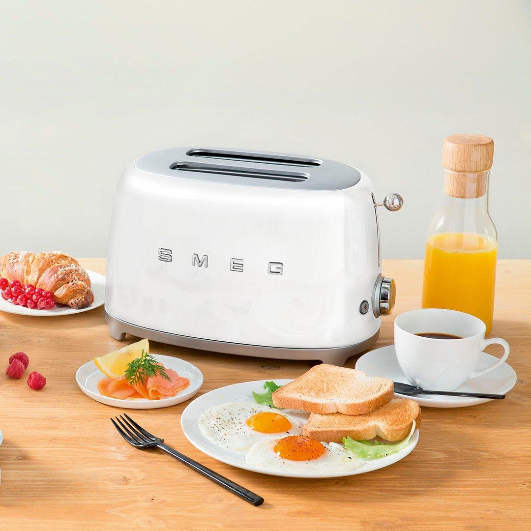 White - Smeg - 50s Style 2-Slice Toaster - 5