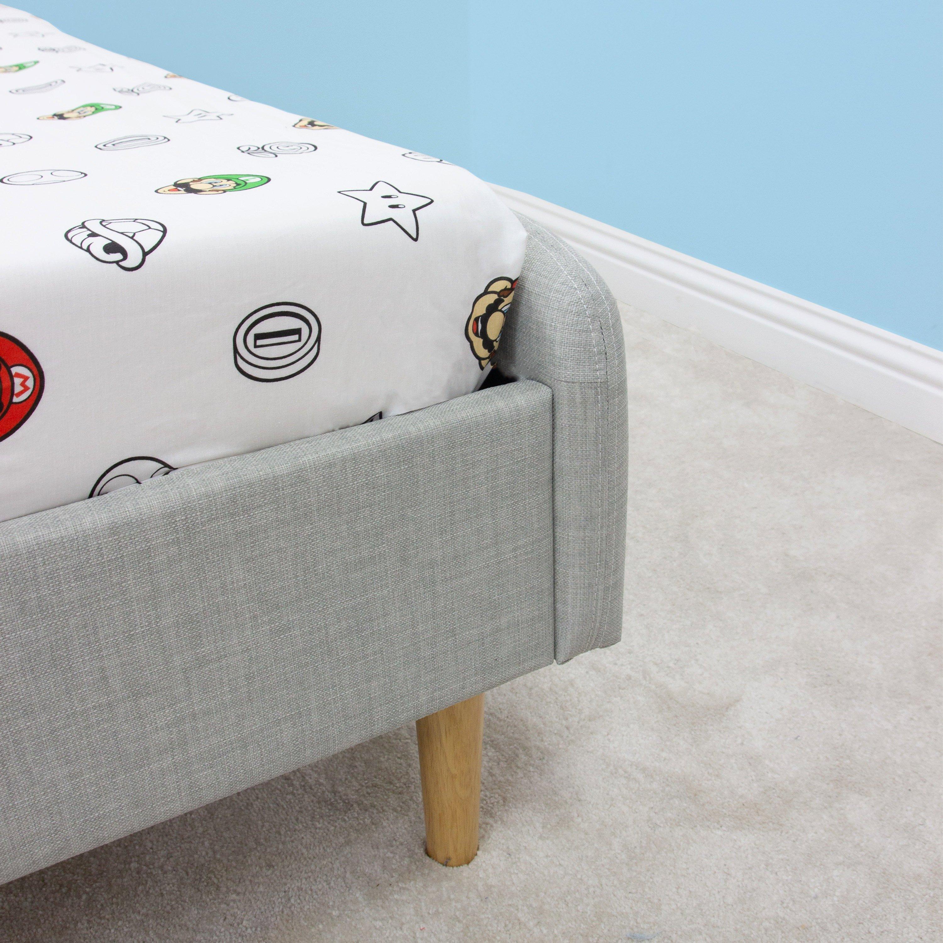 White - Nintendo - Nintendo Pair Double Fitted Sheet - 7