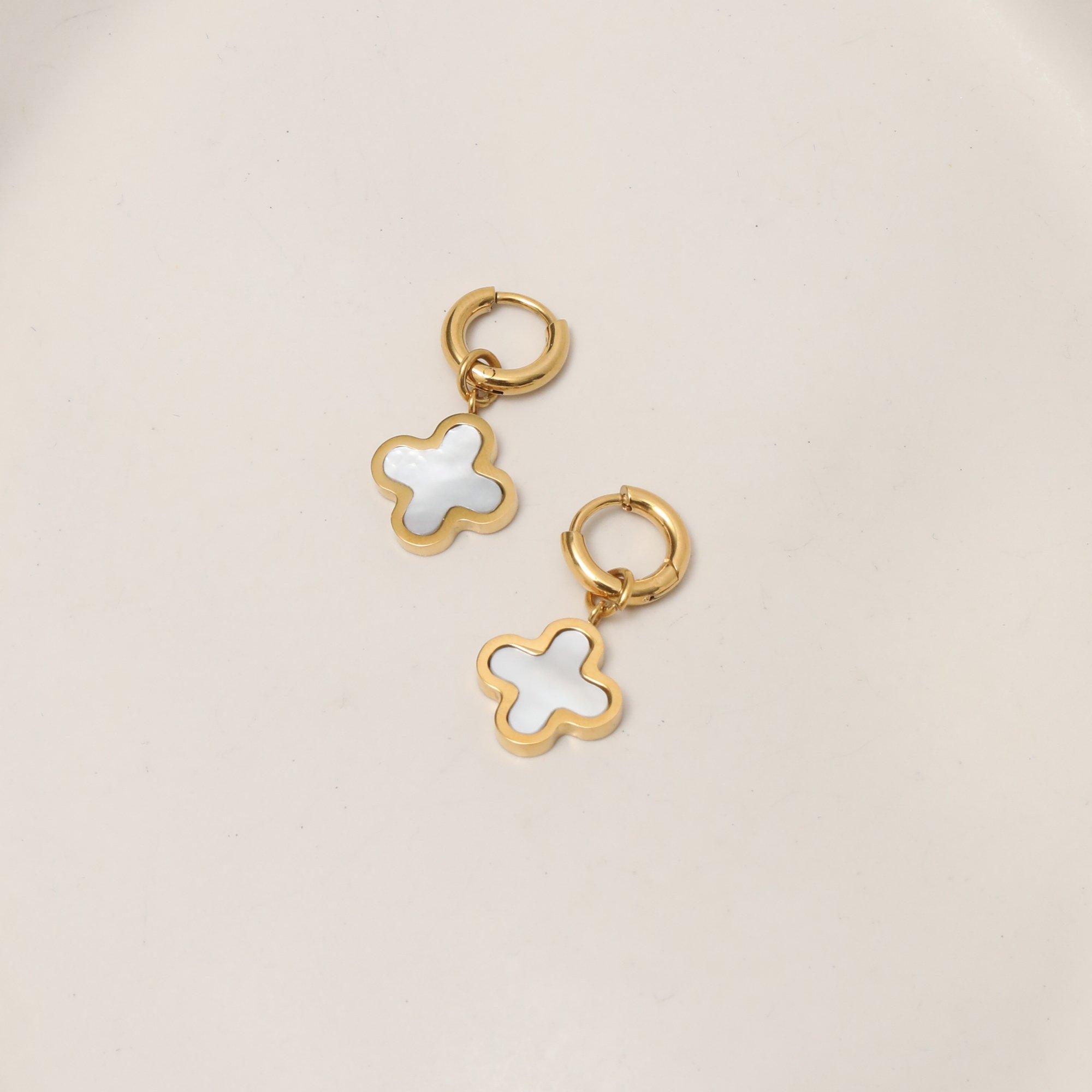 Gold - Jon Richard - Waterproof Mother of Pearl Clover Huggies - 3