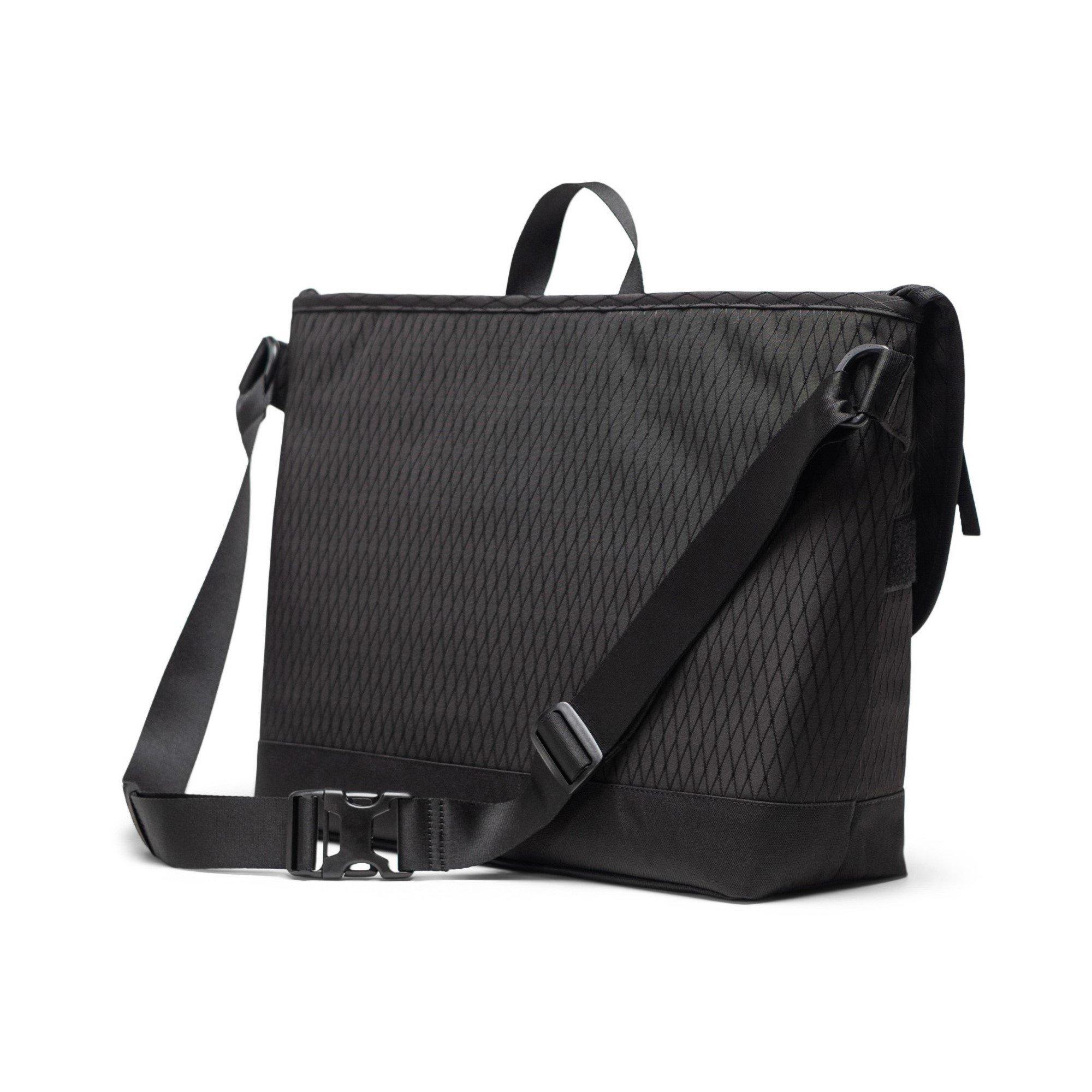 Black Diamond - Herschel Supply Co - Cove Messenger Bag - 2