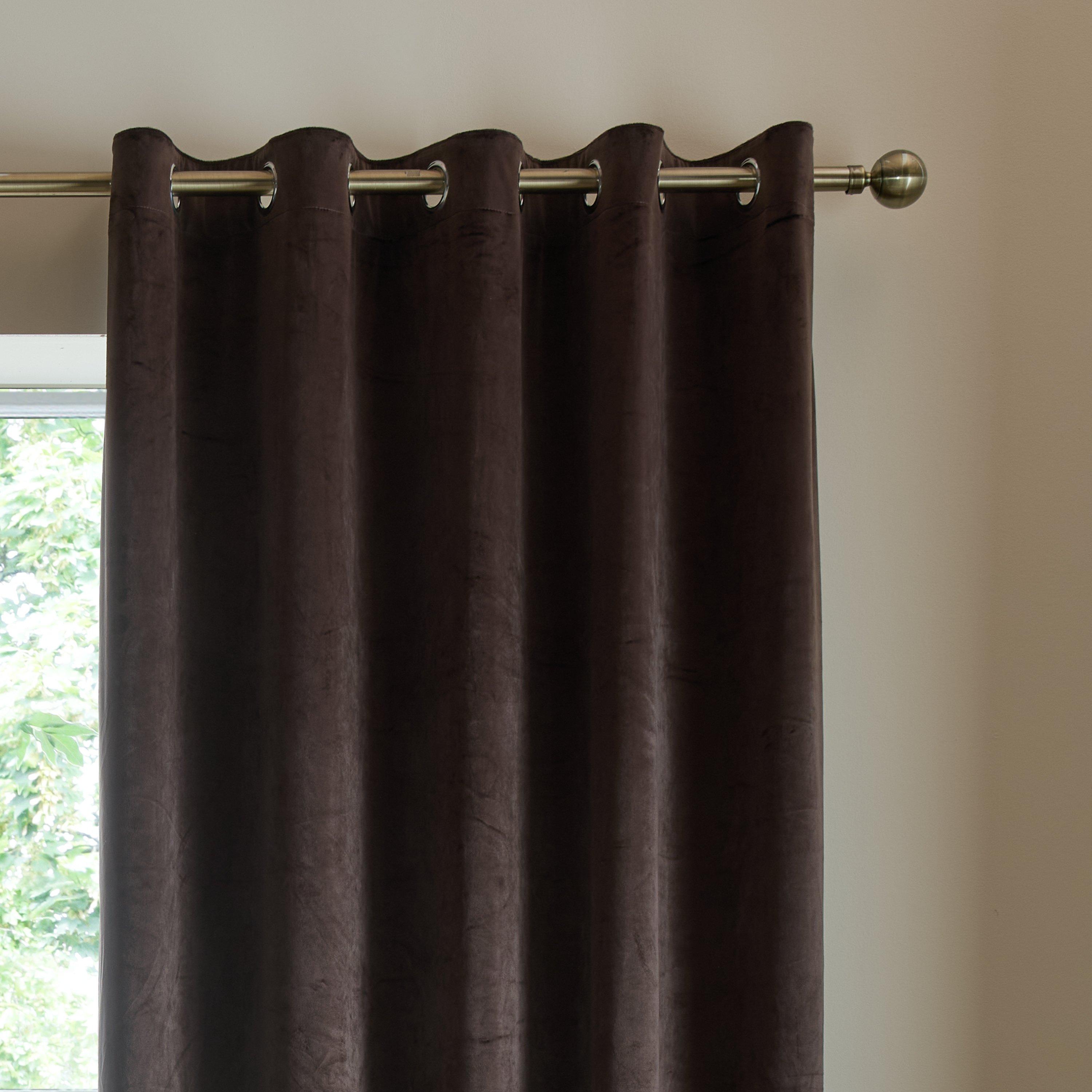 Chocolate - Catherine Lansfield - Super Thermal Blackout Matt Eyelet Door Panel - 3
