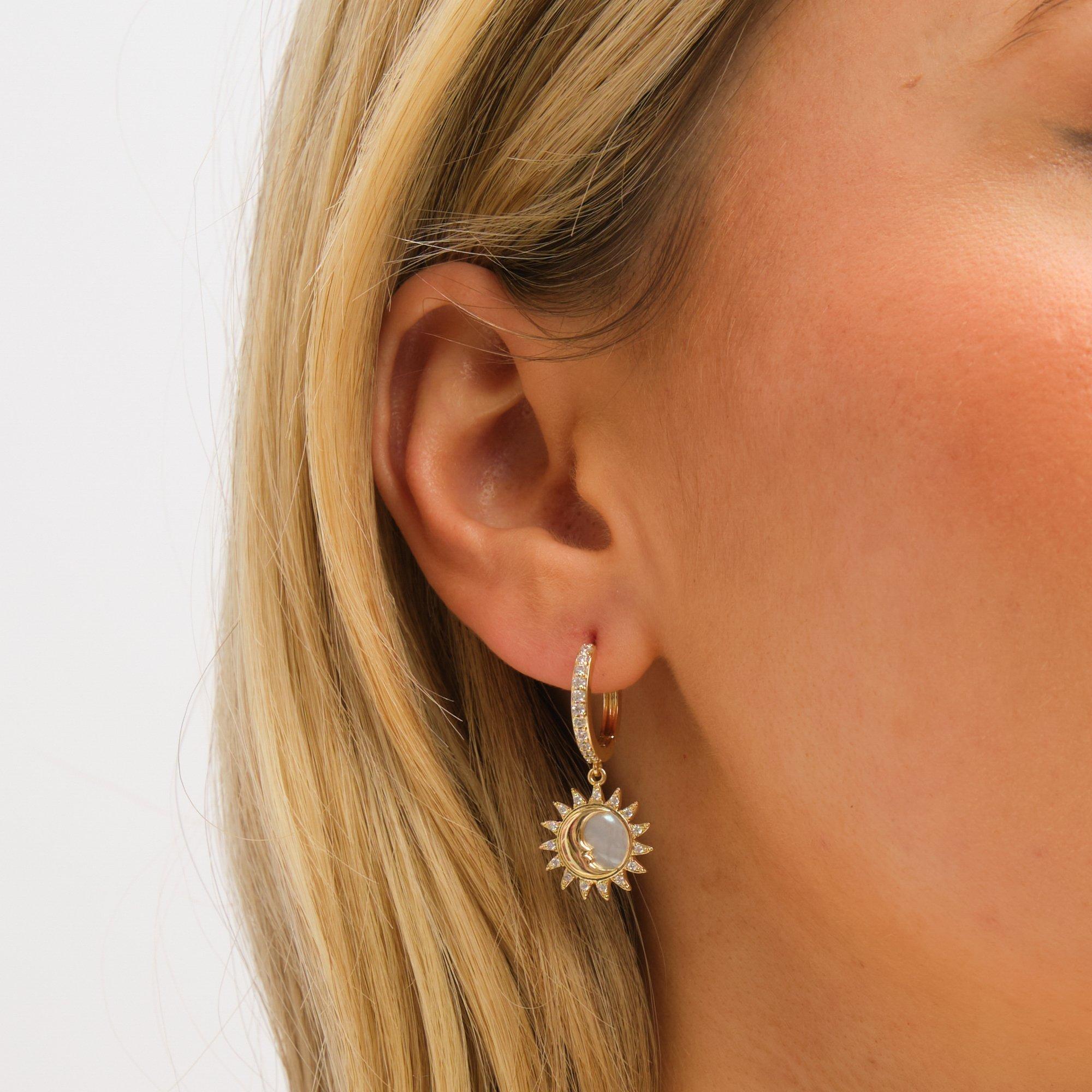 Gold - Inicio - Gold Mother of Pearl Sun Earrings - Gift Pouch - 3