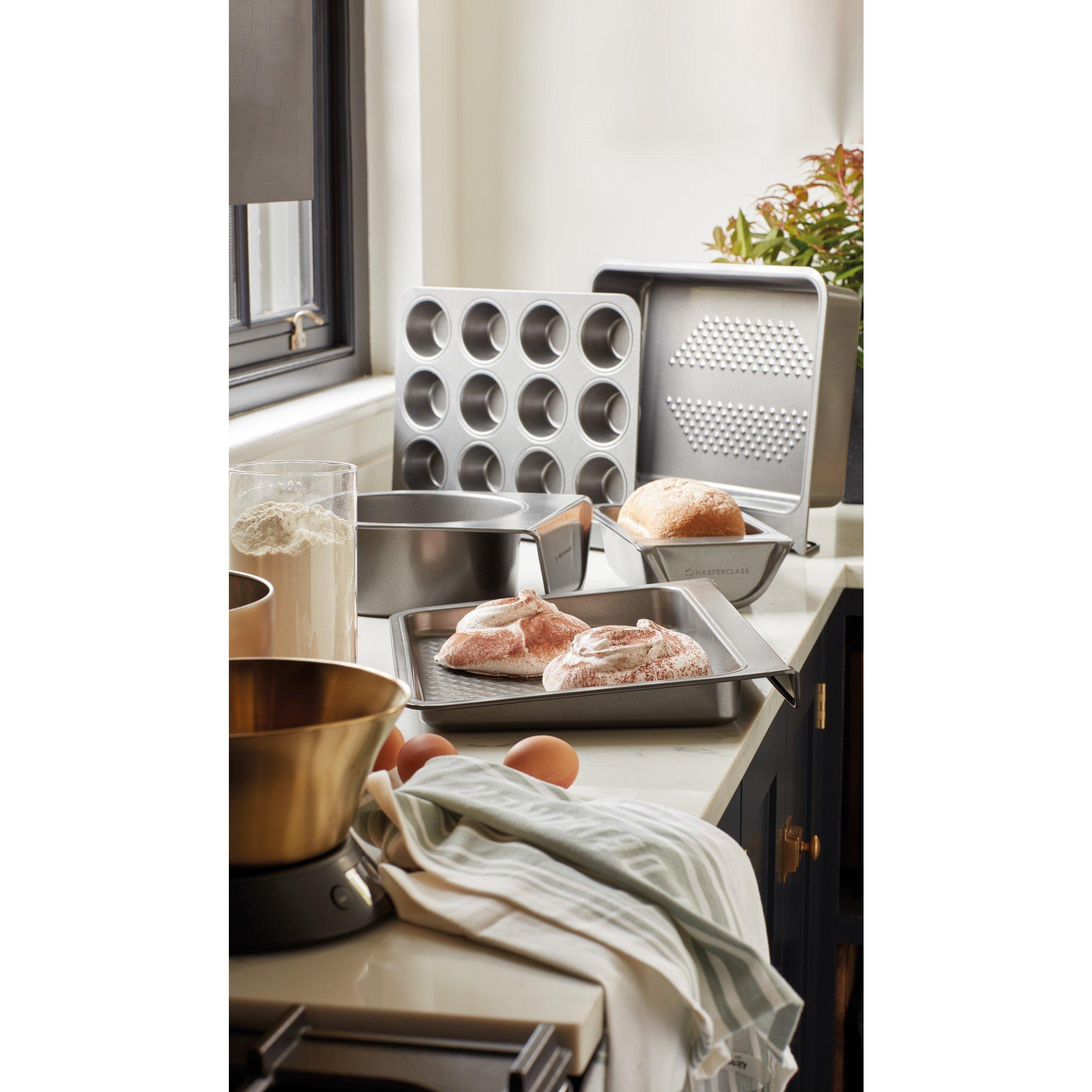 Grey - MasterClass - MasterClass Smart Stack Non-Stick Muffin Tin - 5