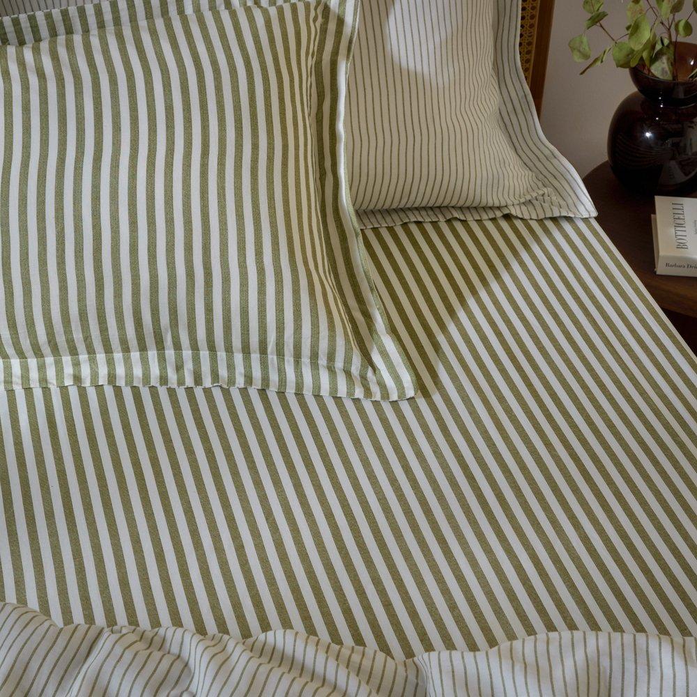 Hebden Melange Stripe Cotton Fitted Sheet