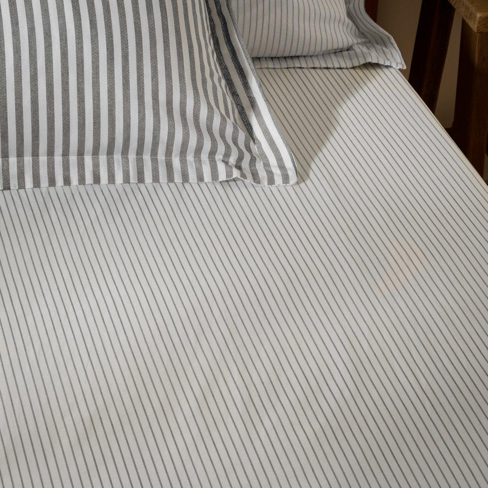 Hebden 100% Cotton Narrow Stripe Fitted Sheet