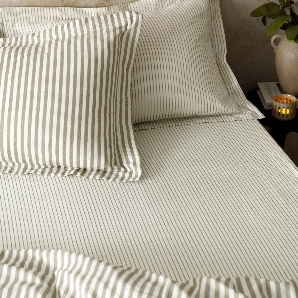Hebden 100% Cotton Narrow Stripe Fitted Sheet