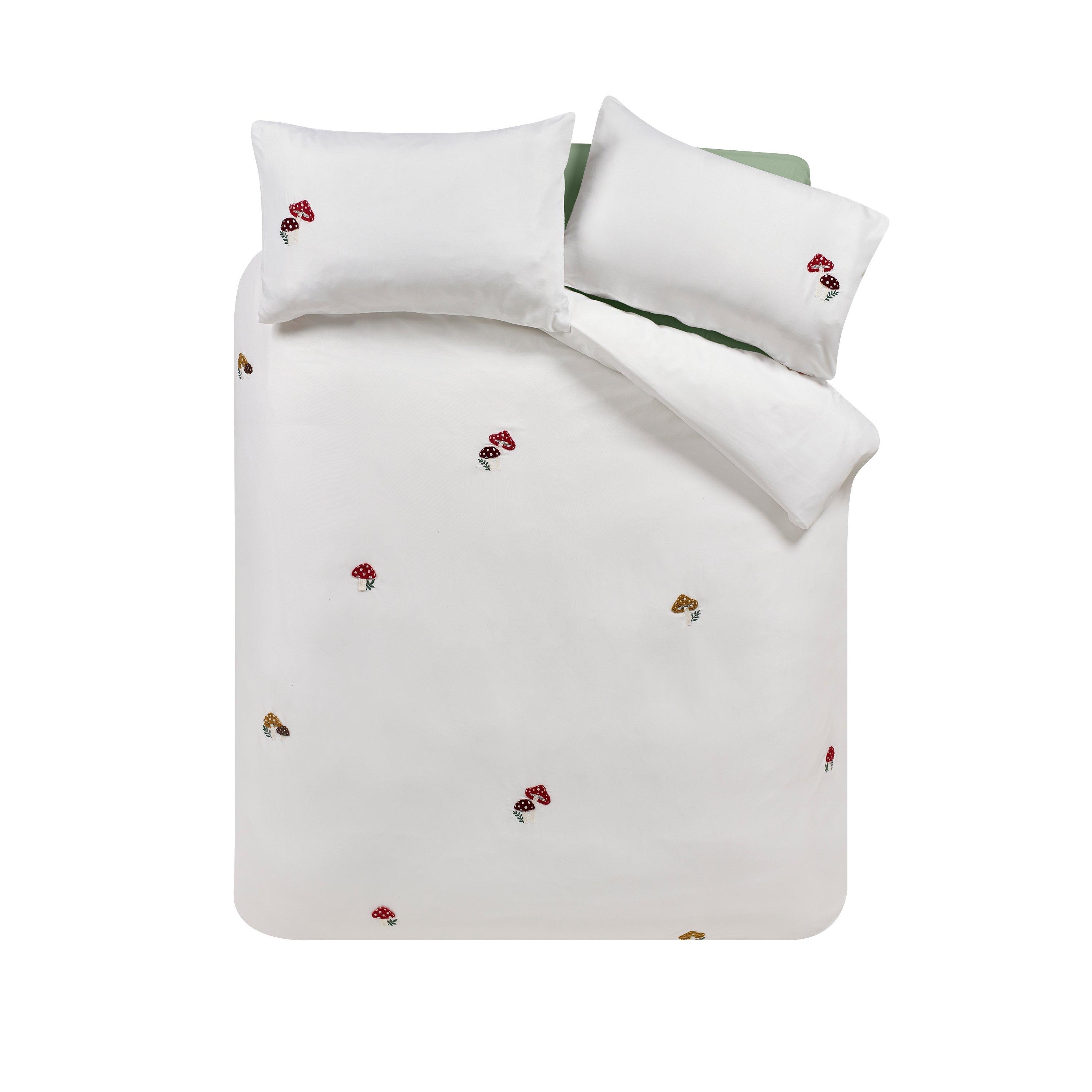 White - Catherine Lansfield - Woodland Crochet Embroidered Duvet Cover Set - 4