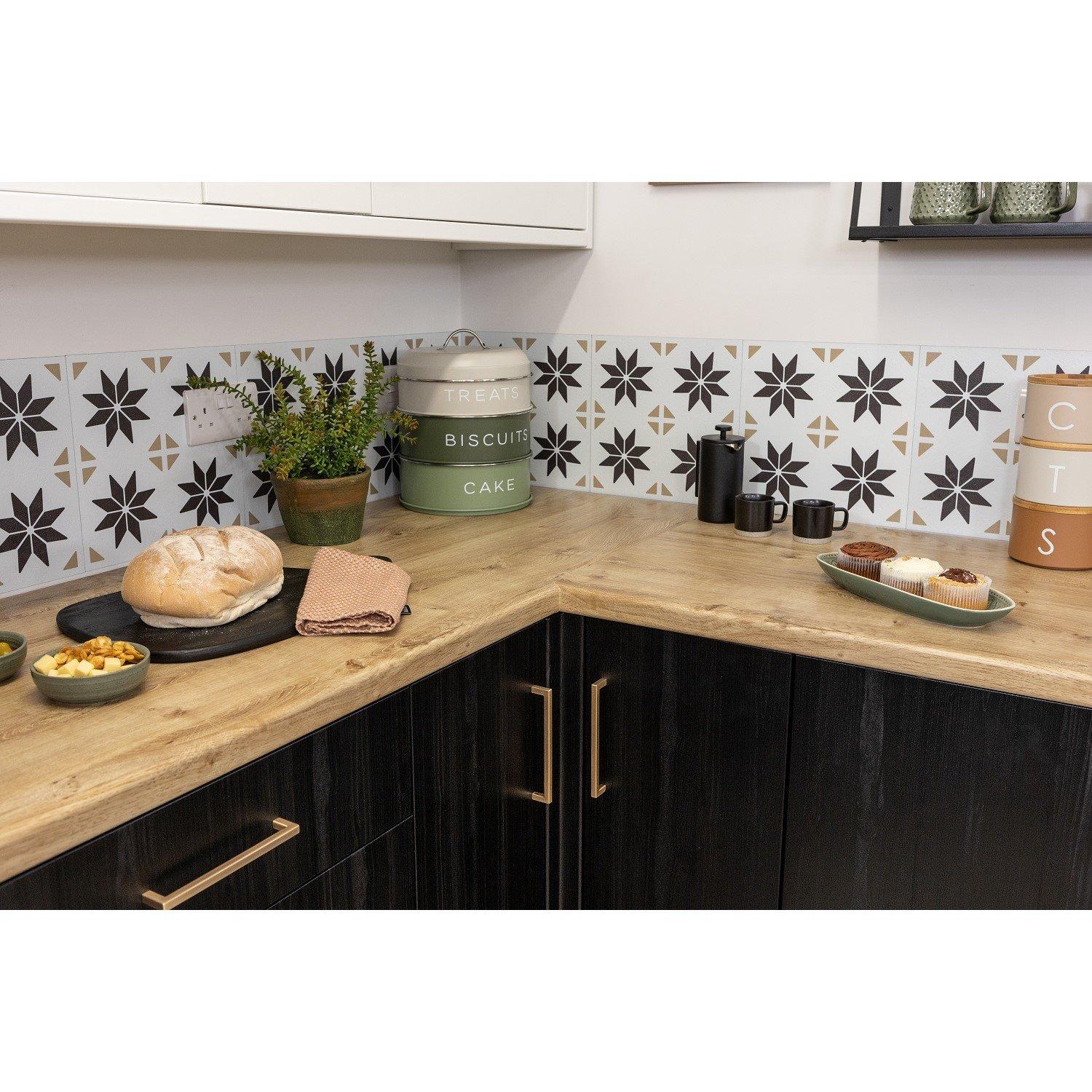 D-c-fix Pellicola Adesiva Per Mobili Platino Silver Metallizzata PVC Plastica Vinile Impermeabile Decorativa Per Cucina, Armadio, Porta Carta Rivestimento 67,5 Cm X 2 M - Foto 5