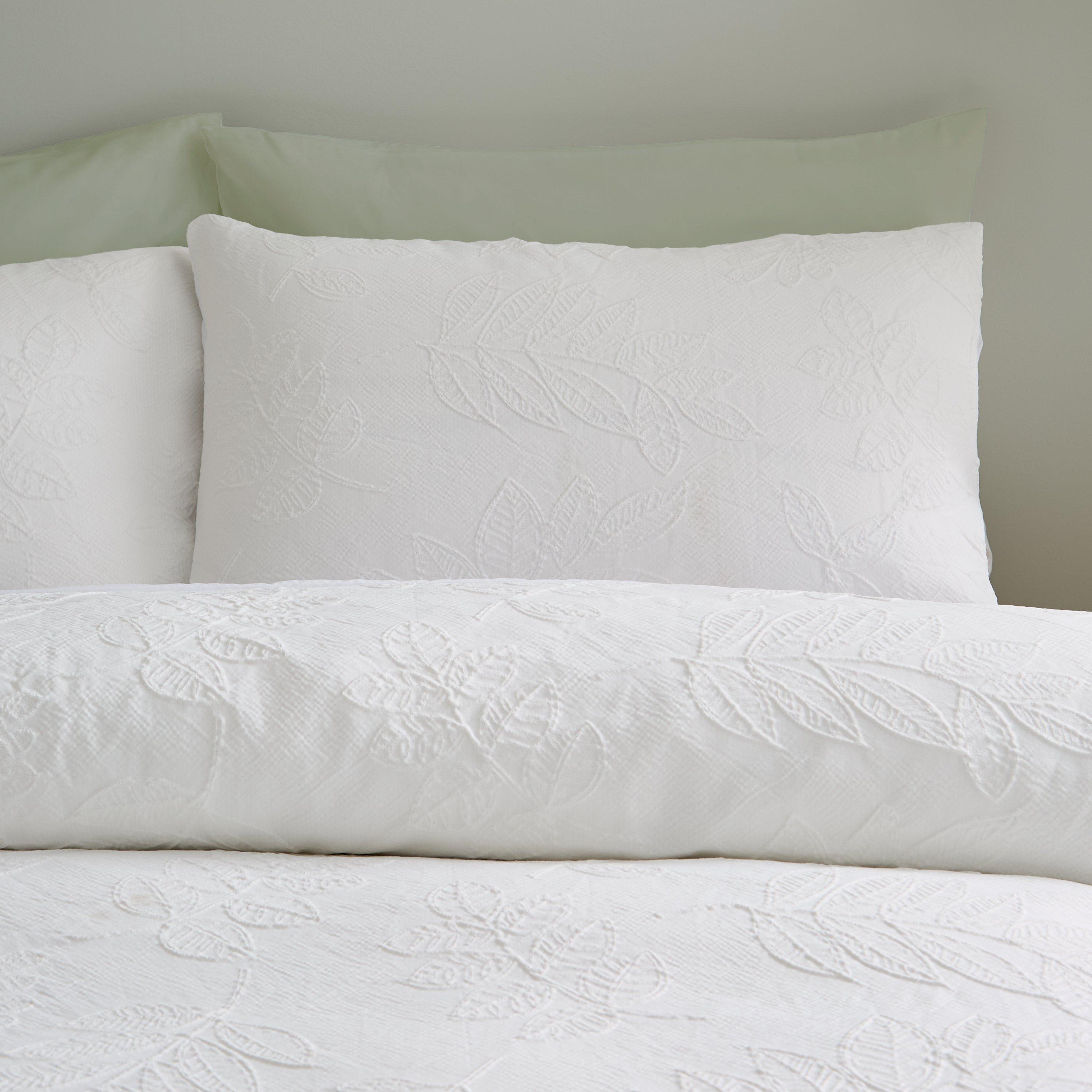 White - Catherine Lansfield - Jacquard Leaves Duvet Cover Set - 2
