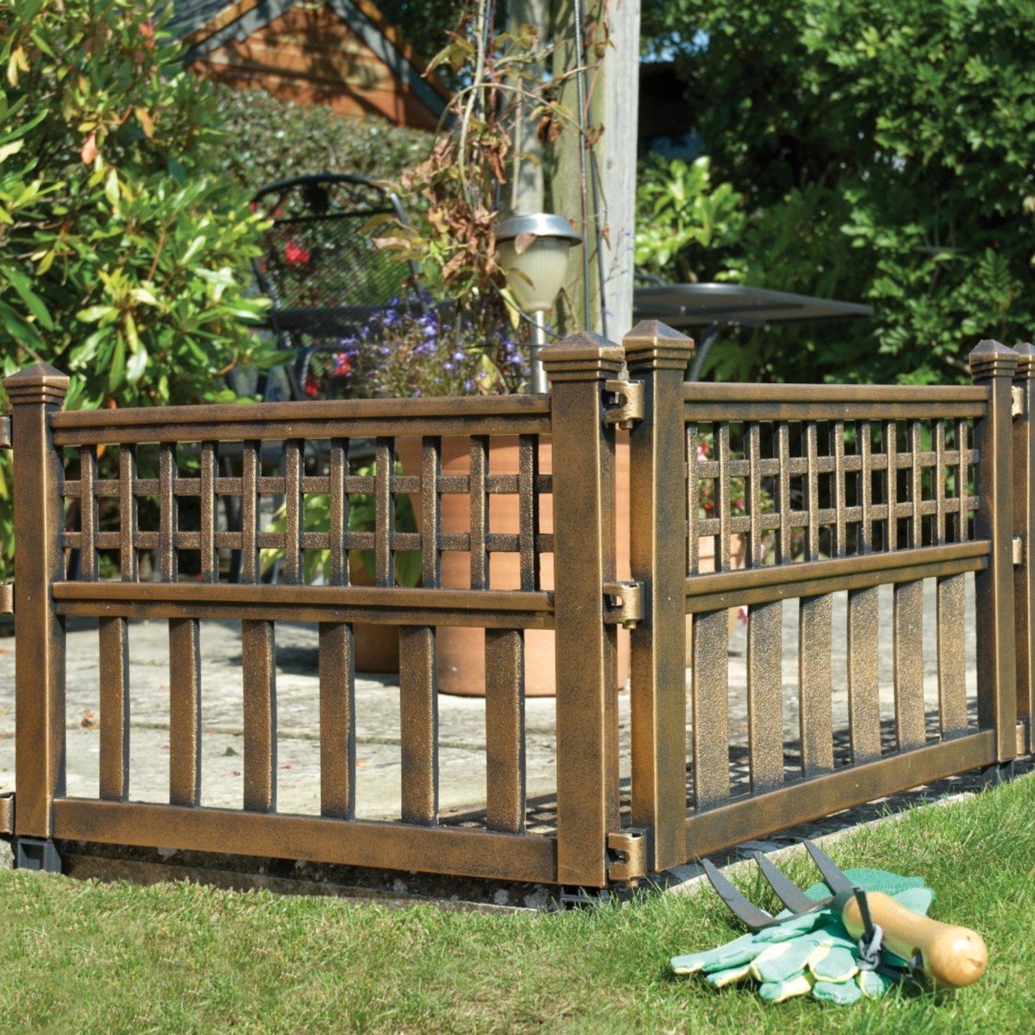 Greenhurst Pack of 4 Decorative Fence panels