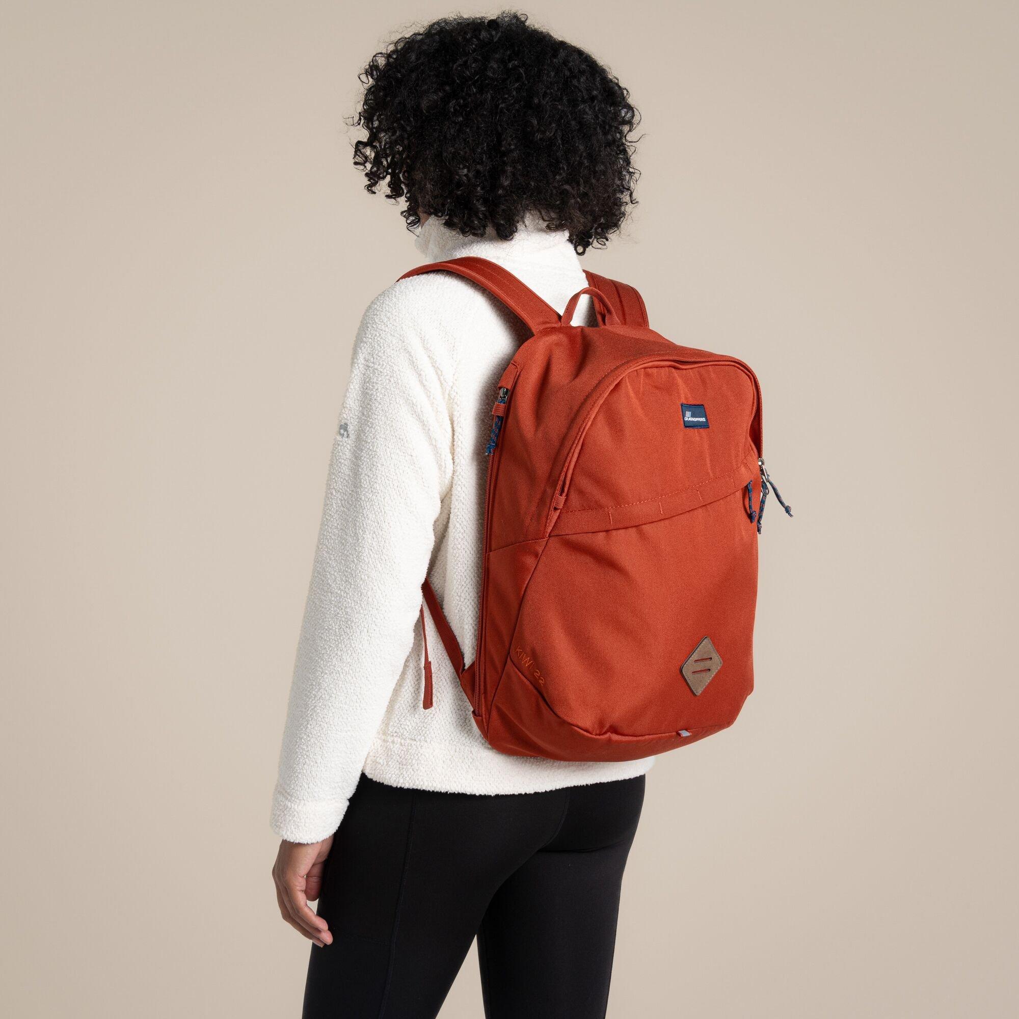 Craghoppers  22-Litre Kiwi Ii Water-Repellent Back Pack - Red Beach - Single