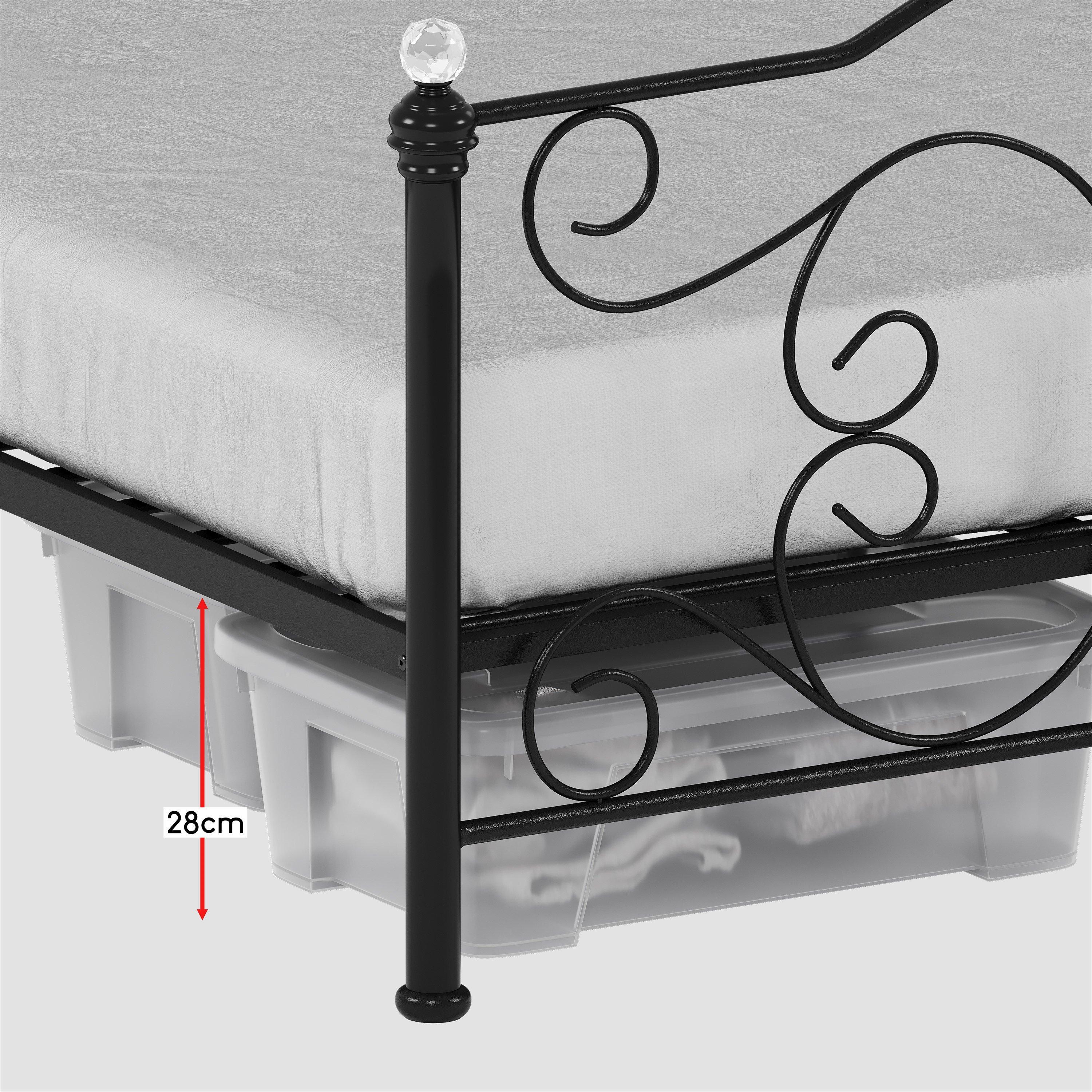 Black - Lassic - Vida Designs Chicago King Size Metal Bed - 4