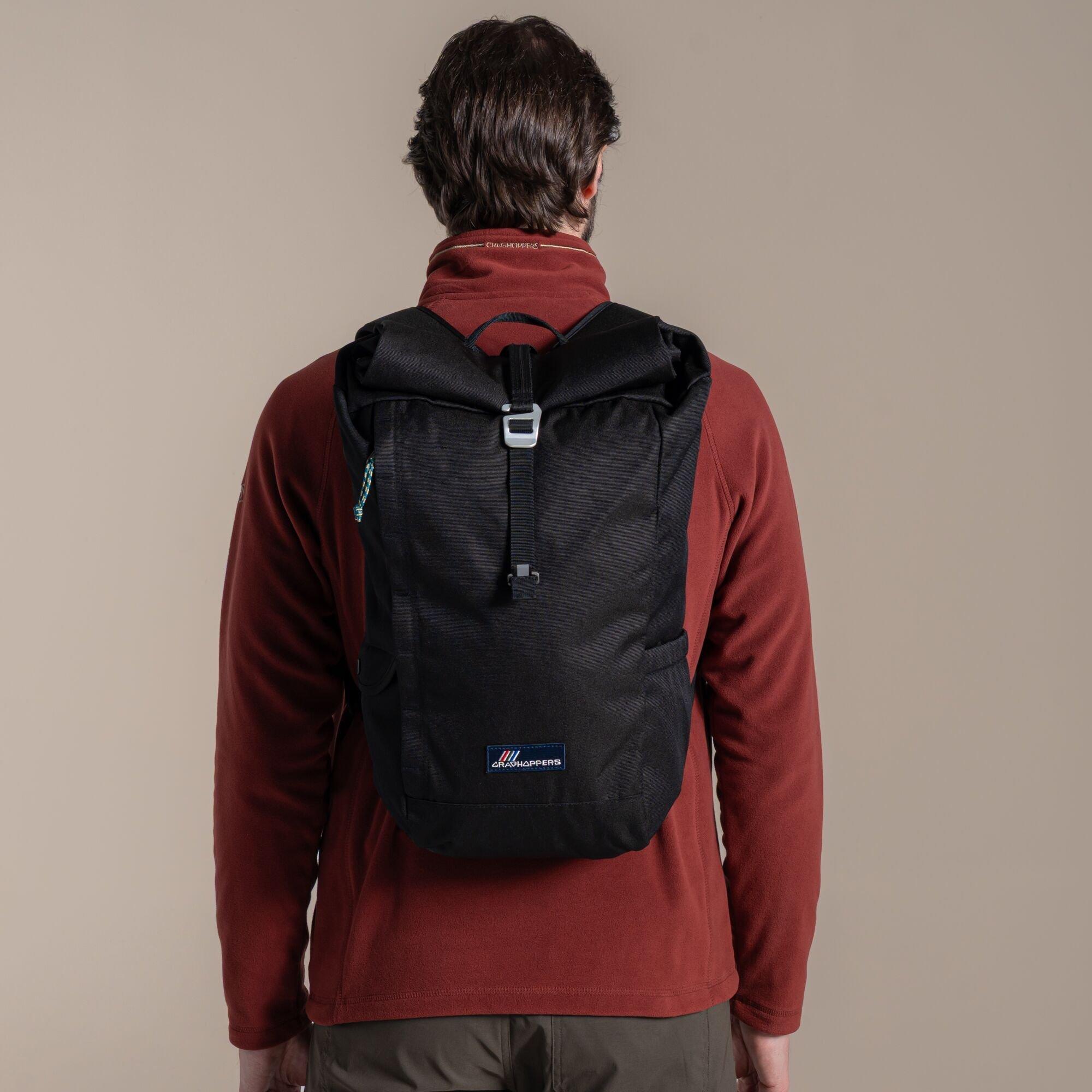 Craghoppers  20-Litre Kiwi Ii Water-Repellent Back Pack - Black - Single