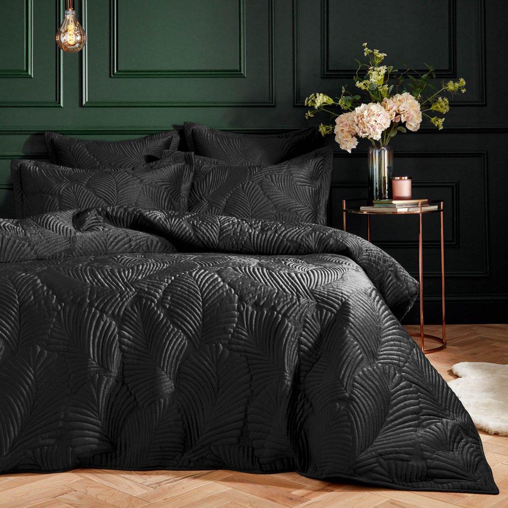Paoletti  Palmeria Quilted Velvet Duvet Set - Black - Double