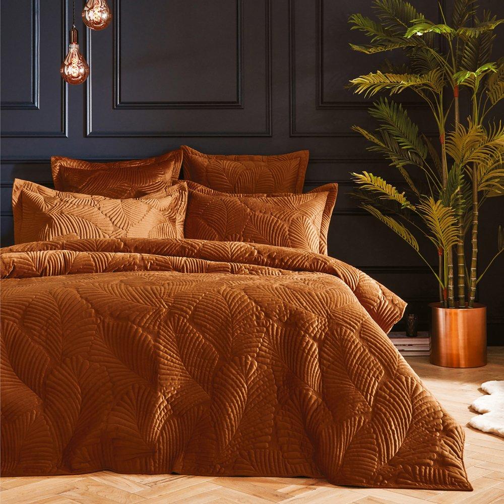 Paoletti  Palmeria Quilted Velvet Duvet Set - Rust - King
