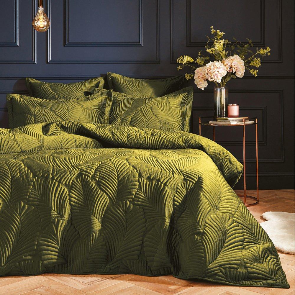 Paoletti  Palmeria Quilted Velvet Duvet Set - Moss - King