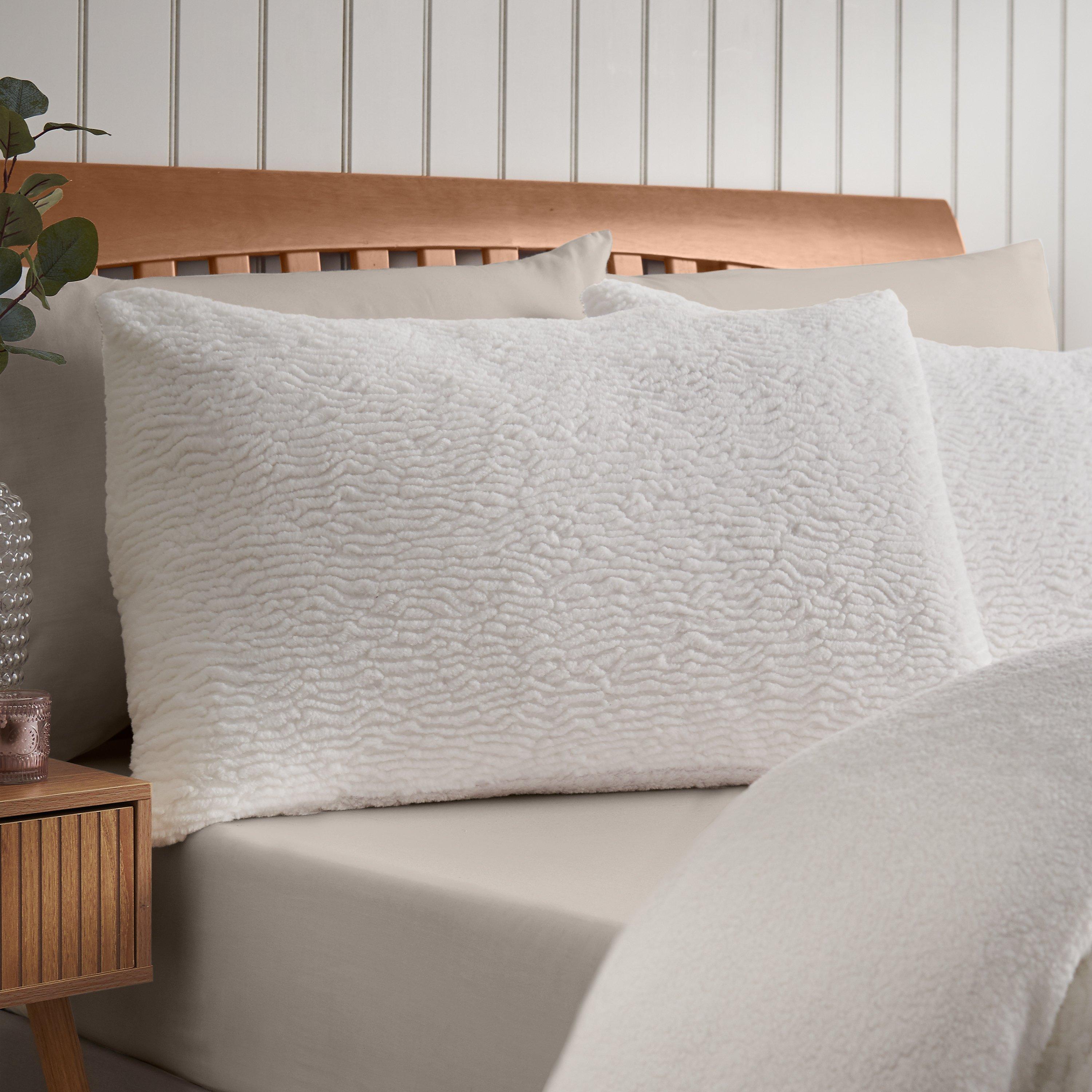 Cream - Catherine Lansfield - Textured Wave Faux Fur Duvet Cover Set - 2